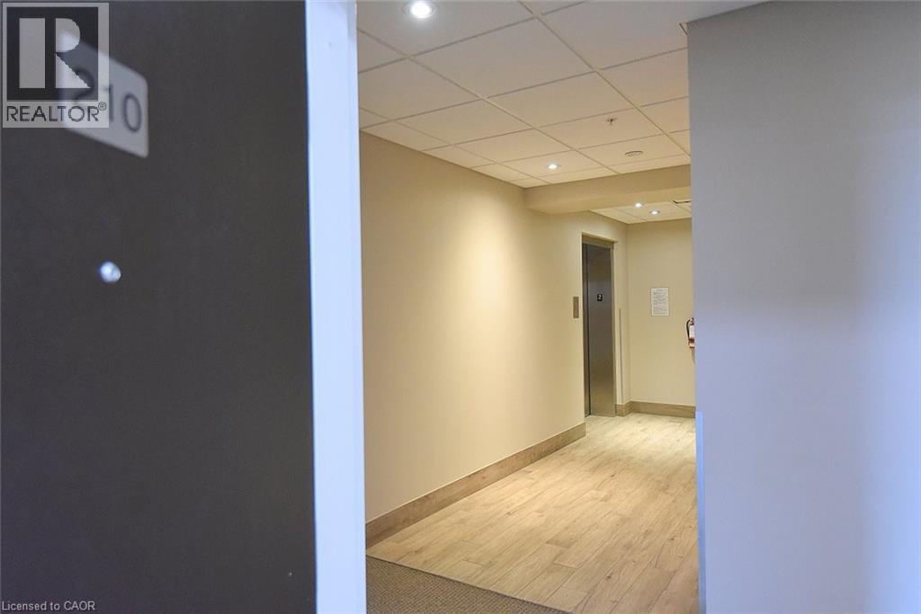 170 Rockhaven Lane Unit# 210, Hamilton, Ontario  L8B 1B5 - Photo 29 - 40824464