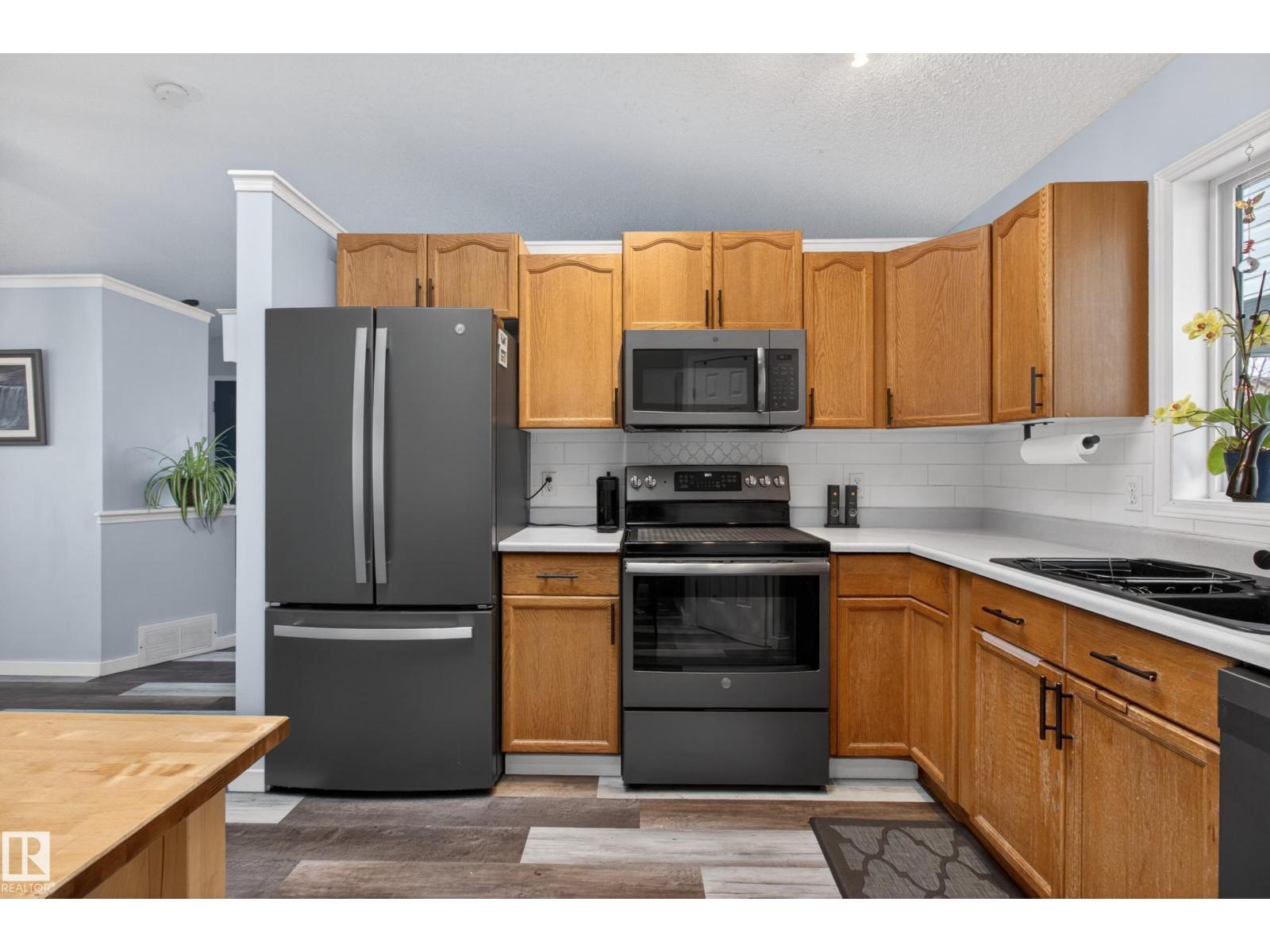 9119 166 Av Nw, Edmonton, Alberta  T5Z 3H4 - Photo 18 - E4484356