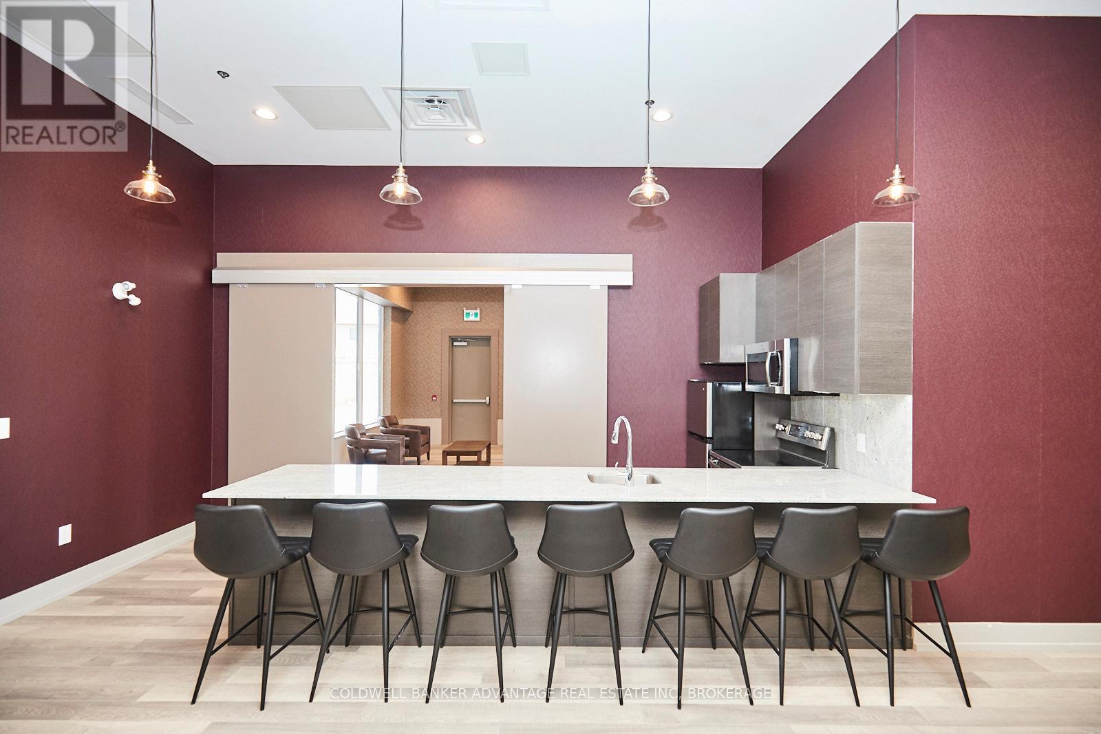 610 - 550 North Service Road, Grimsby, Ontario  L3M 0H9 - Photo 17 - X13048366