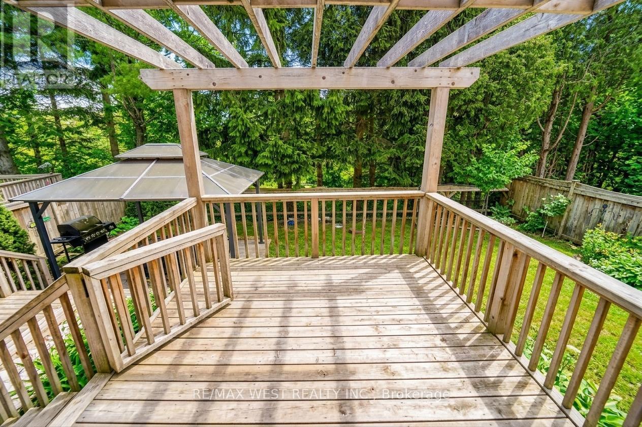 43 Summitcrest Drive, Richmond Hill, Ontario  L4S 1A7 - Photo 25 - N12860870