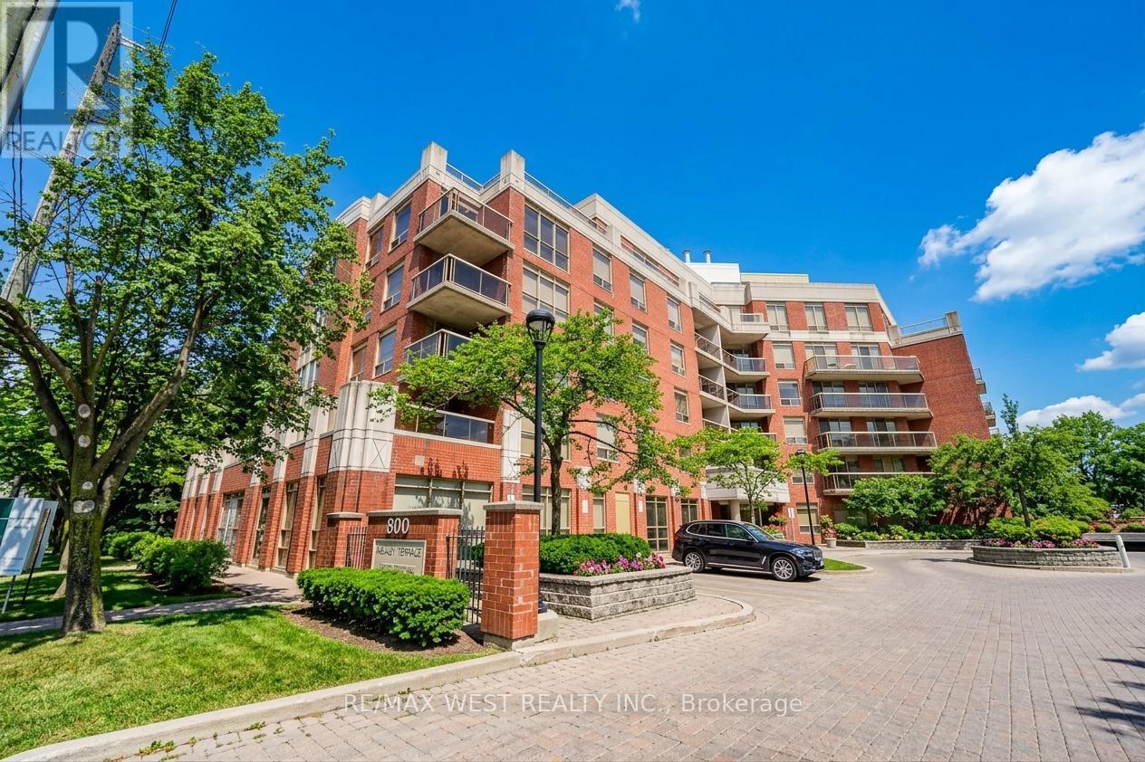 C1 & C3 - 800 SHEPPARD AVENUE W, Toronto, Ontario