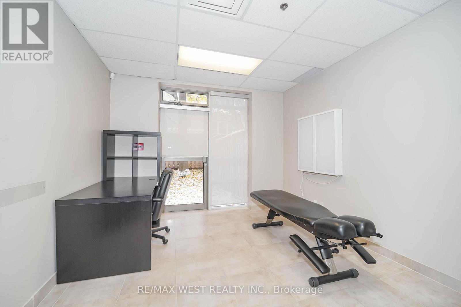 C1 & C3 - 800 Sheppard Avenue W, Toronto, Ontario  M3H 6B4 - Photo 12 - C12534788