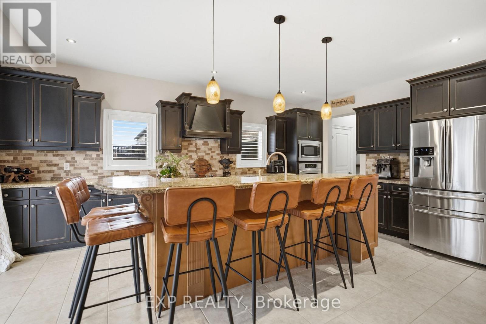 5783 Jake Crescent, Niagara Falls, Ontario  L2H 0G3 - Photo 12 - X13048008