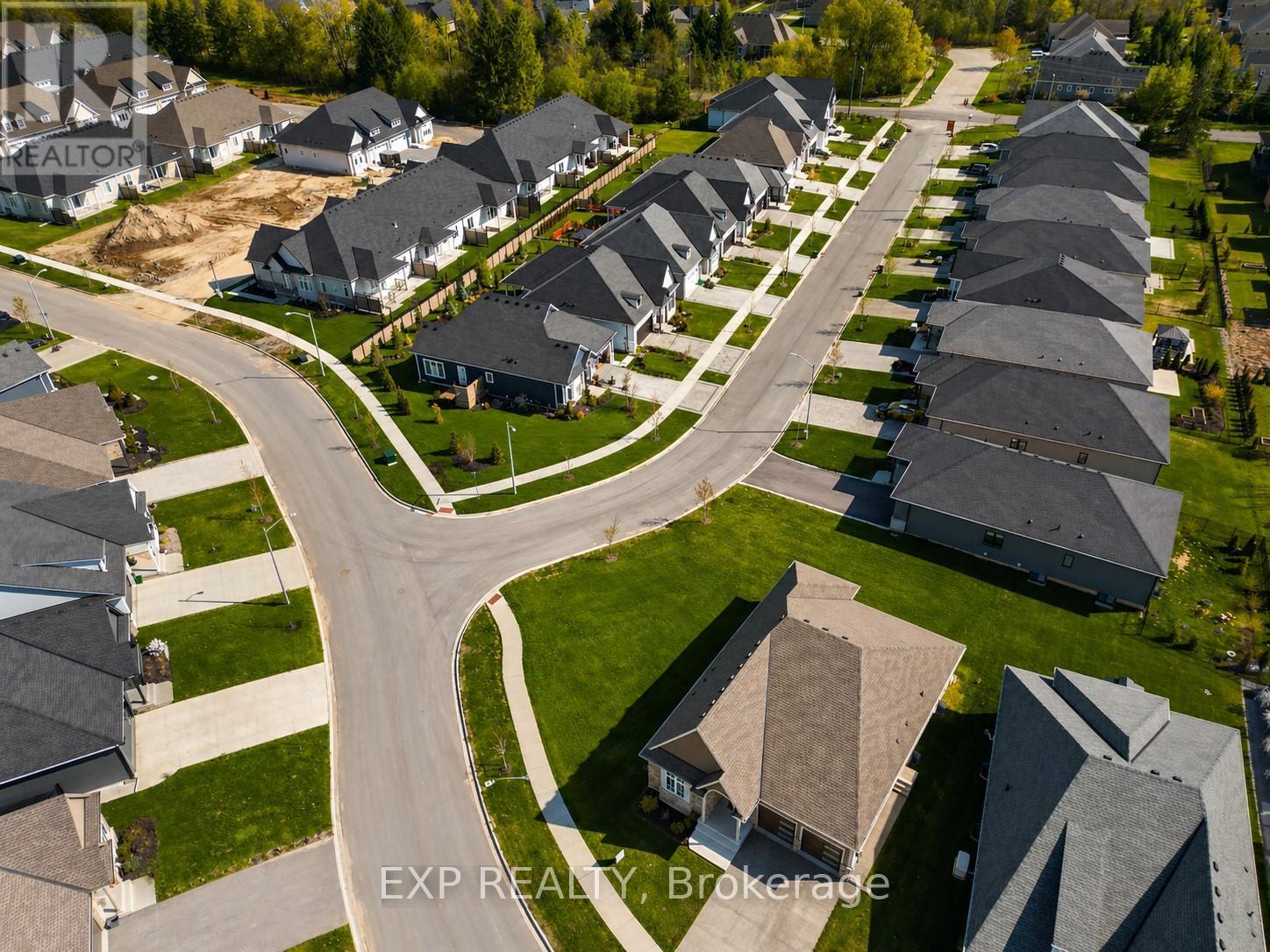 3571 Whispering Woods Trail, Fort Erie, Ontario  L0S 1N0 - Photo 44 - X12661210