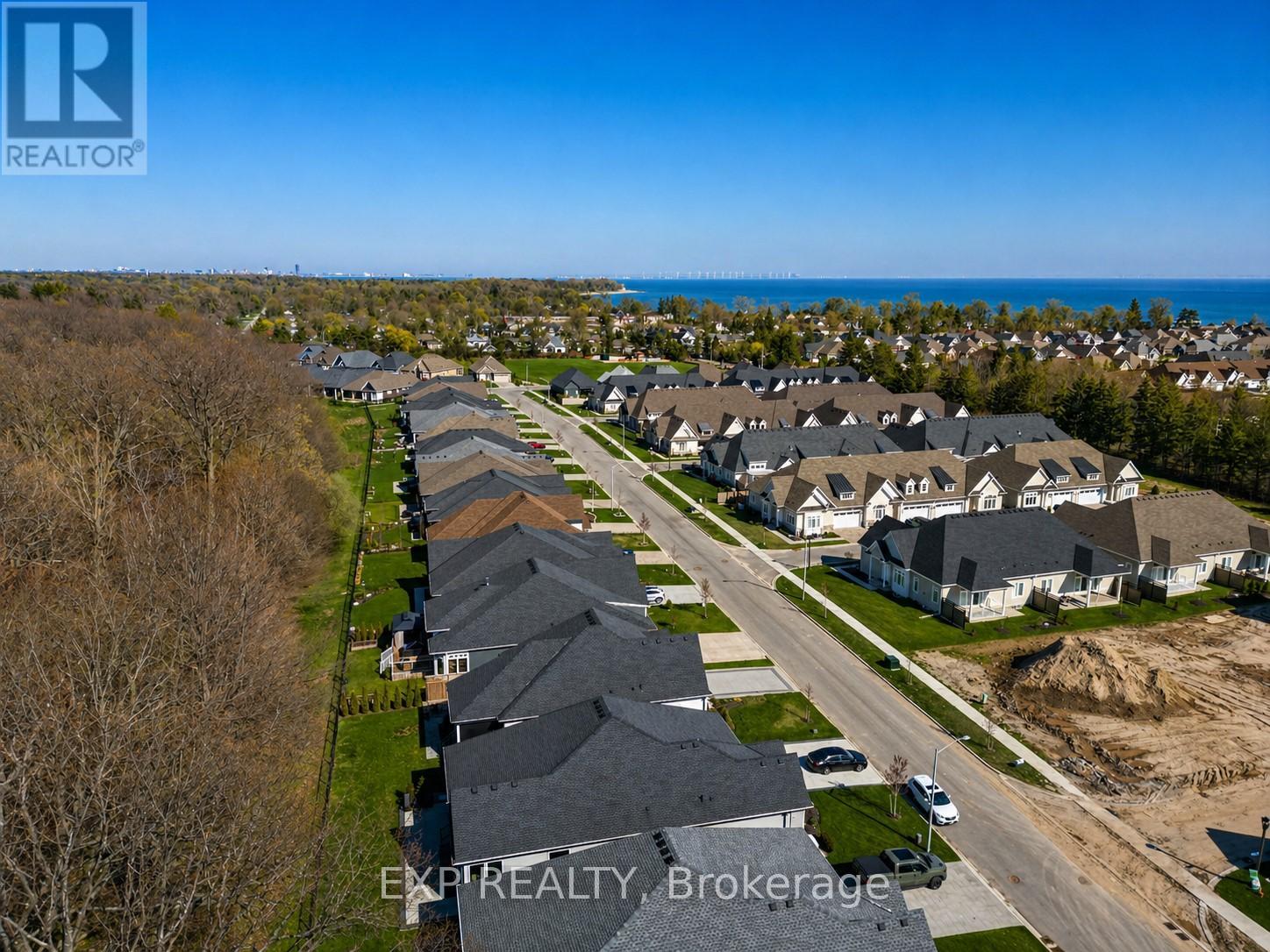 3571 Whispering Woods Trail, Fort Erie, Ontario  L0S 1N0 - Photo 45 - X12661210