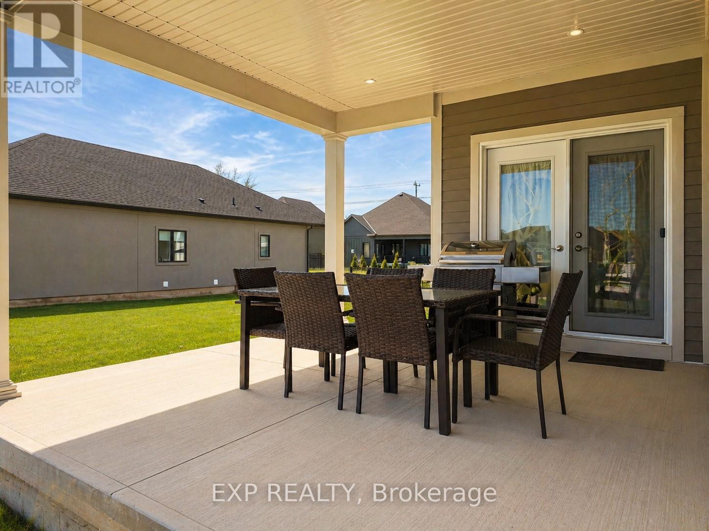 3571 Whispering Woods Trail, Fort Erie, Ontario  L0S 1N0 - Photo 41 - X12661210