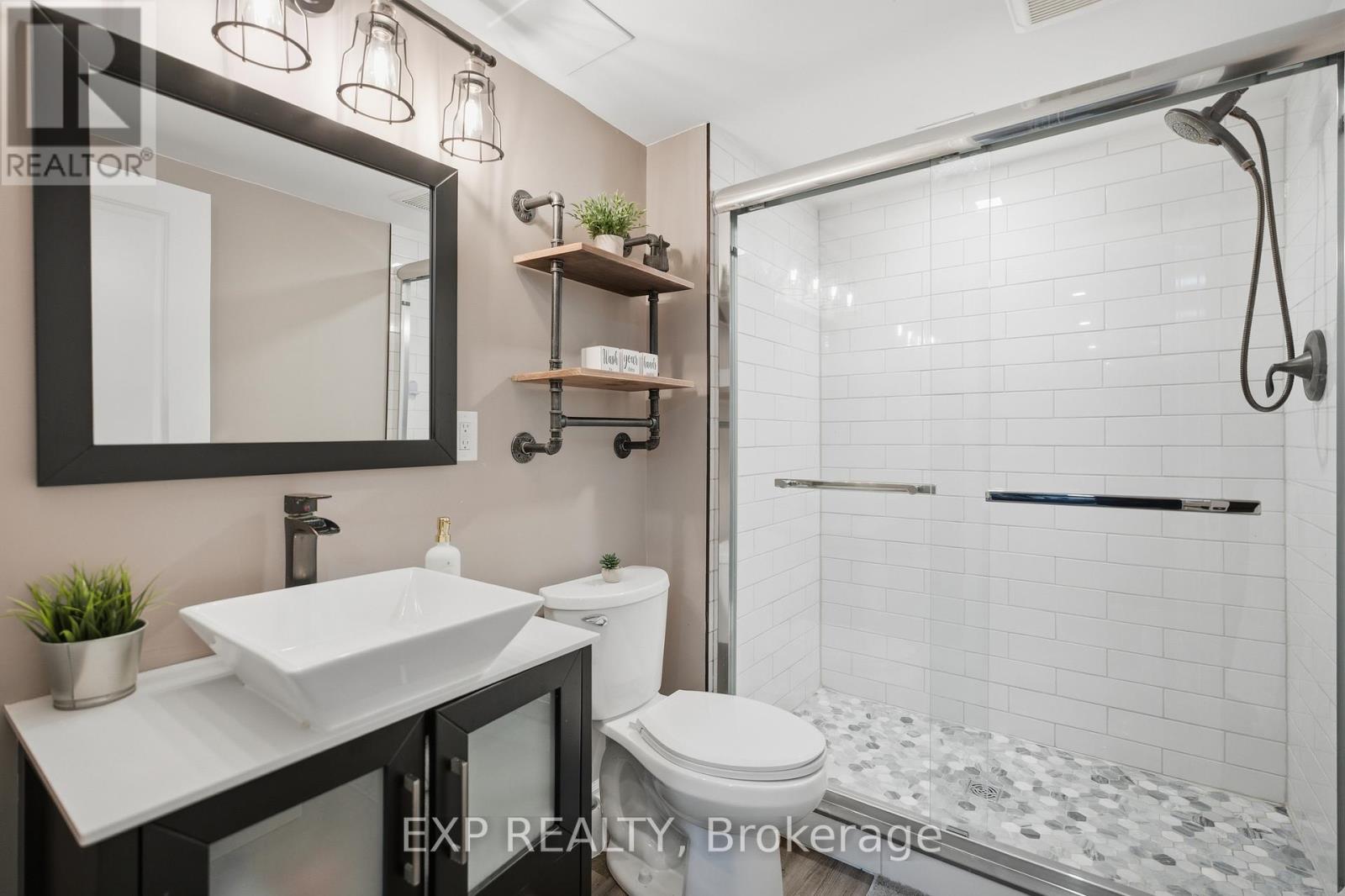 5783 Jake Crescent, Niagara Falls, Ontario  L2H 0G3 - Photo 34 - X13048008