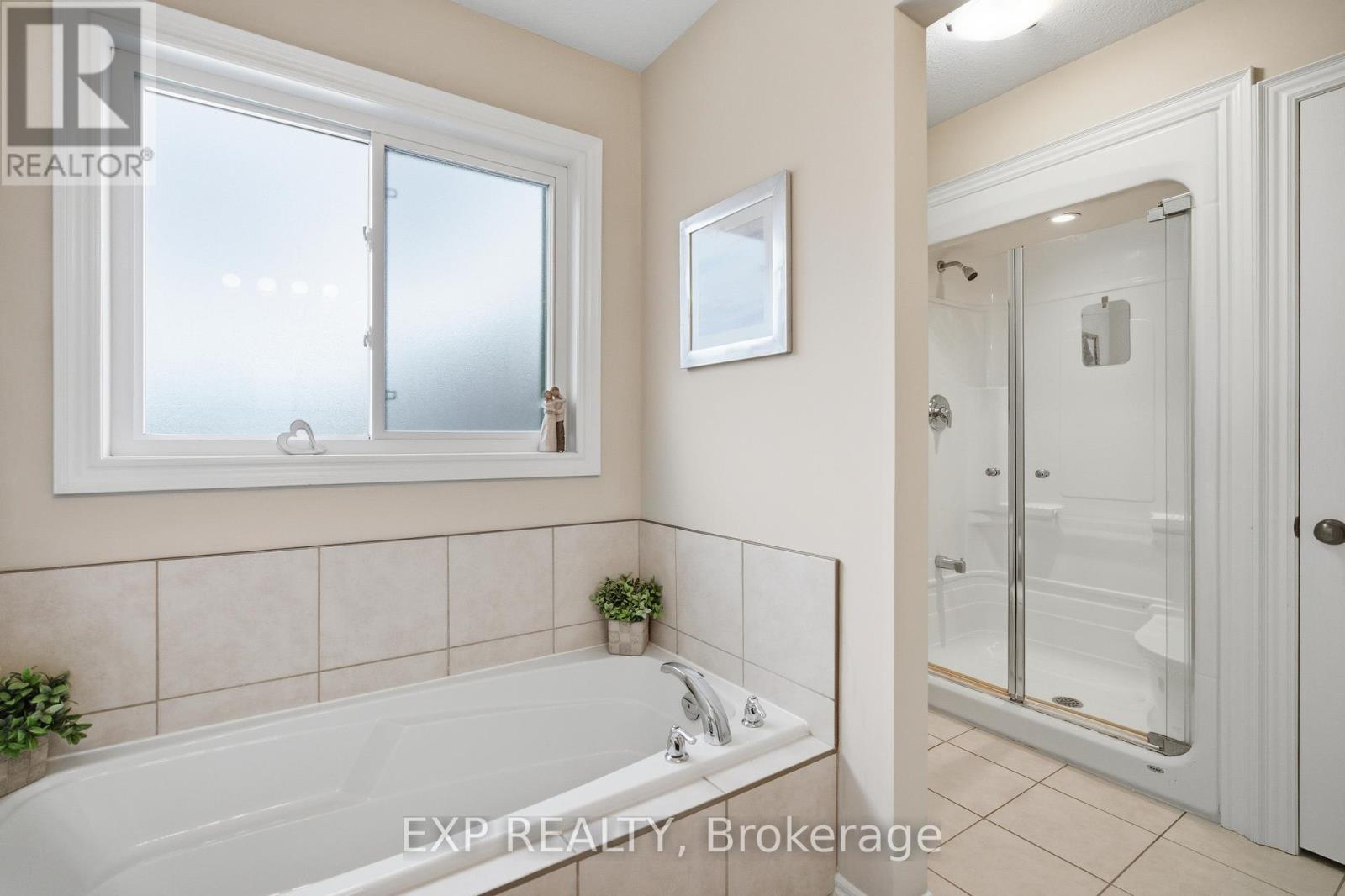 5783 Jake Crescent, Niagara Falls, Ontario  L2H 0G3 - Photo 30 - X13048008