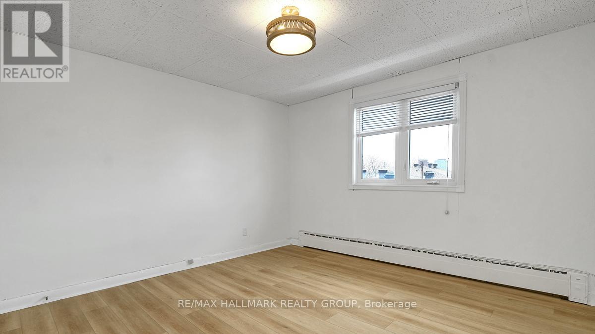 264 Michel Circle, Ottawa, Ontario  K1L 7P9 - Photo 23 - X12926886