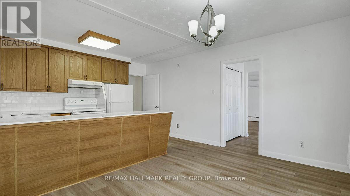 264 Michel Circle, Ottawa, Ontario  K1L 7P9 - Photo 16 - X12926886