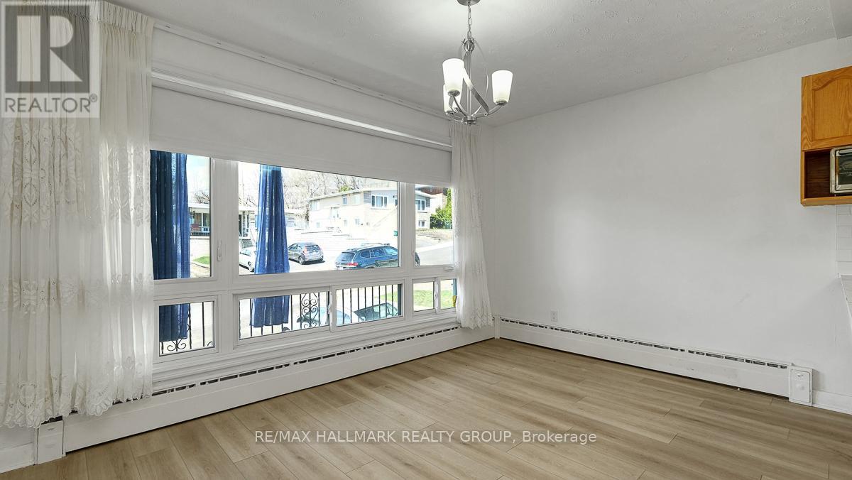 264 Michel Circle, Ottawa, Ontario  K1L 7P9 - Photo 12 - X12926886