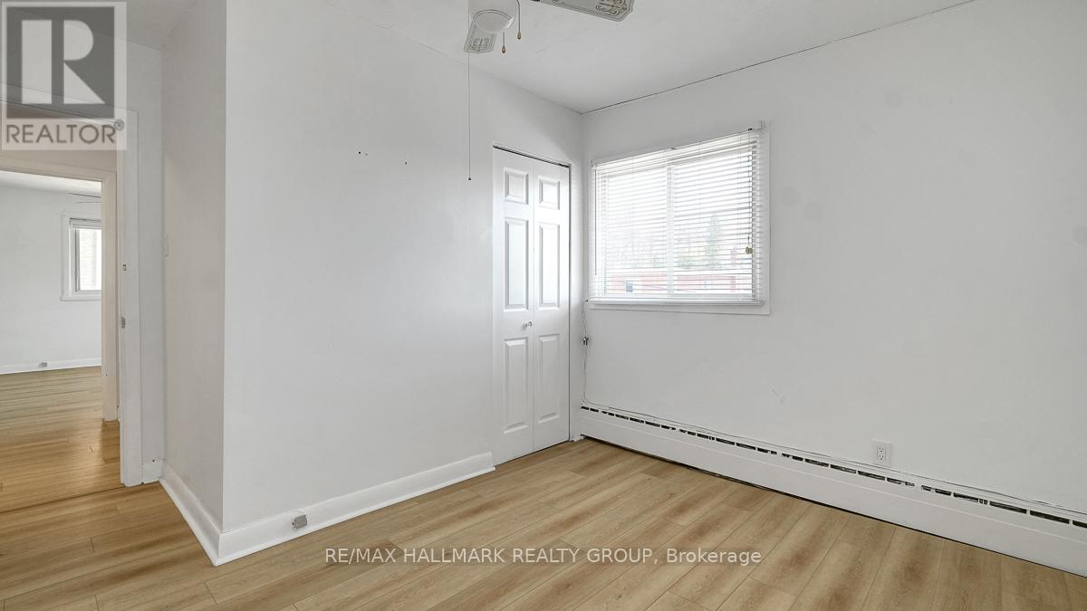 264 Michel Circle, Ottawa, Ontario  K1L 7P9 - Photo 26 - X12926886