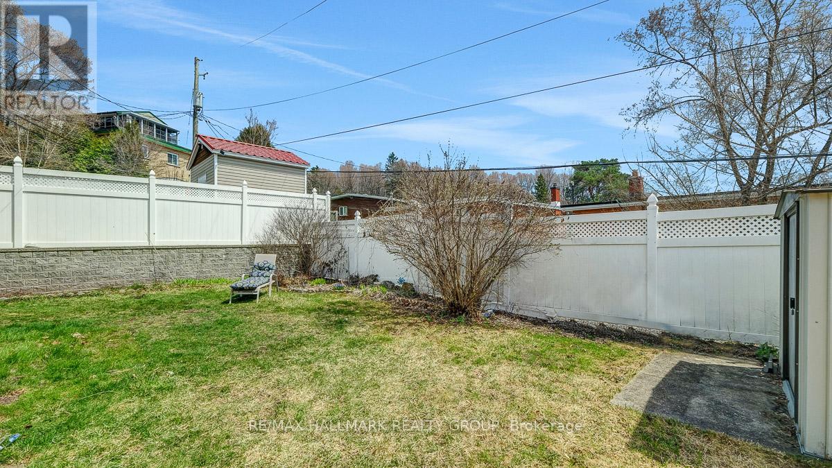 264 Michel Circle, Ottawa, Ontario  K1L 7P9 - Photo 47 - X12926886