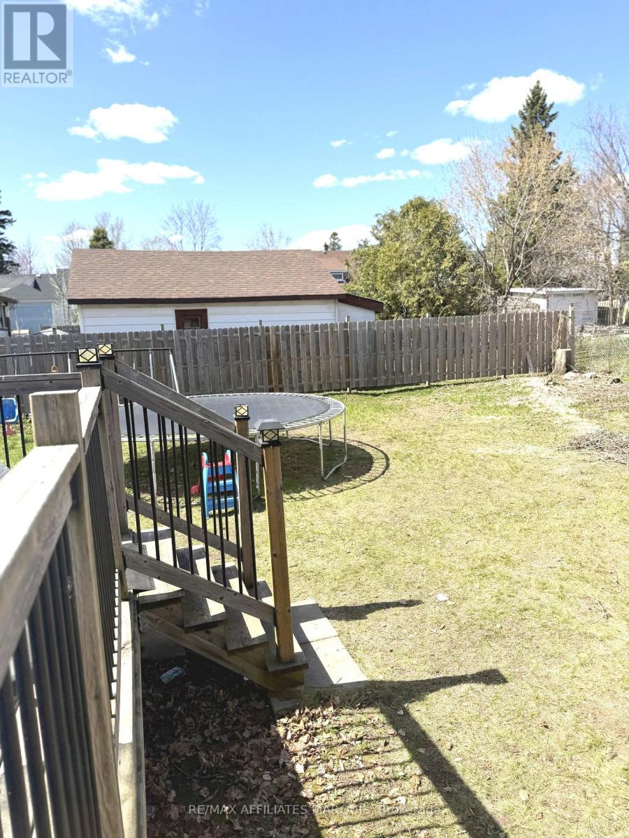 33 Mary Street, Smiths Falls, Ontario  K7A 3R2 - Photo 44 - X13048536