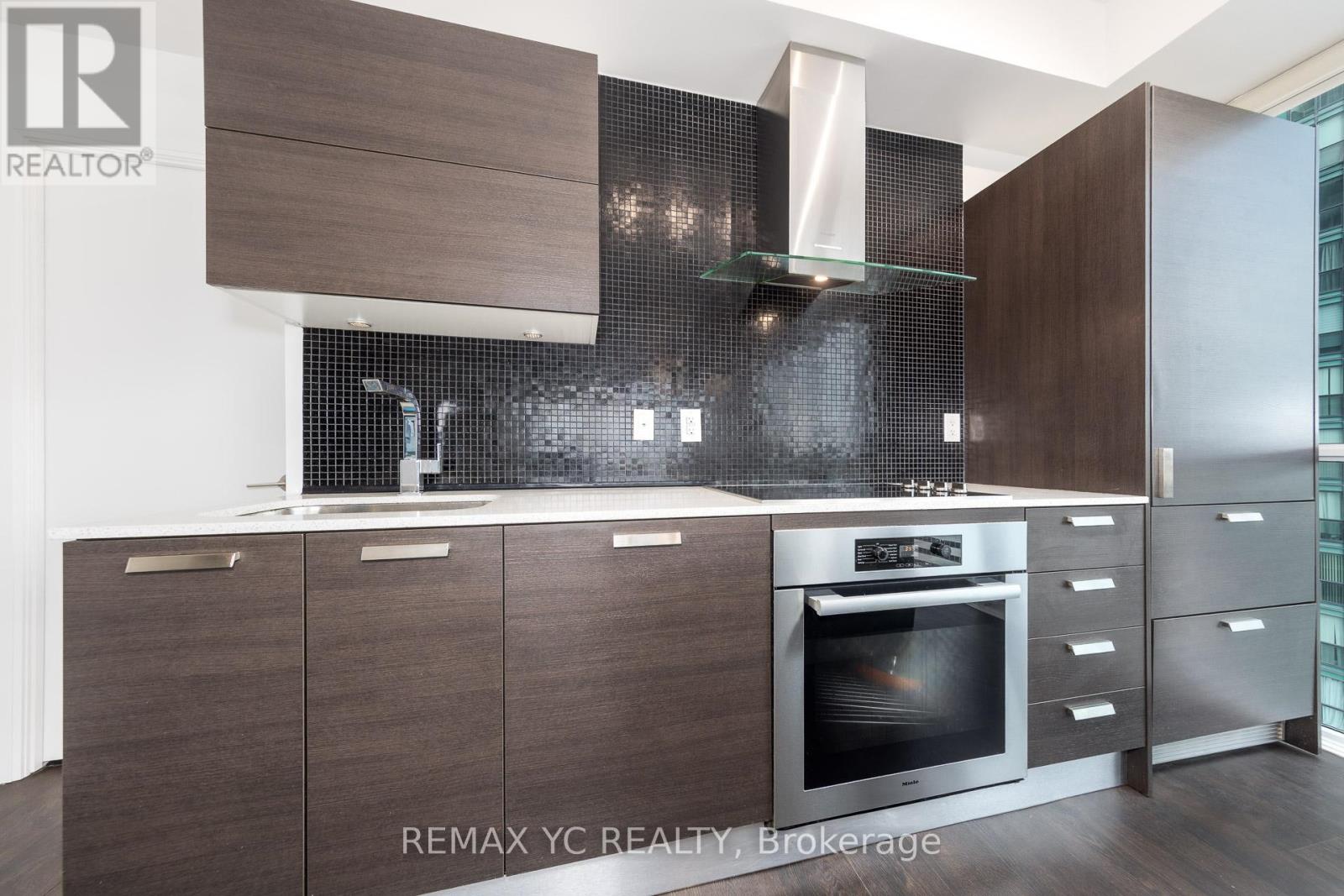 1602 - 11 Bogert Avenue, Toronto, Ontario  M2N 0H4 - Photo 6 - C13048368