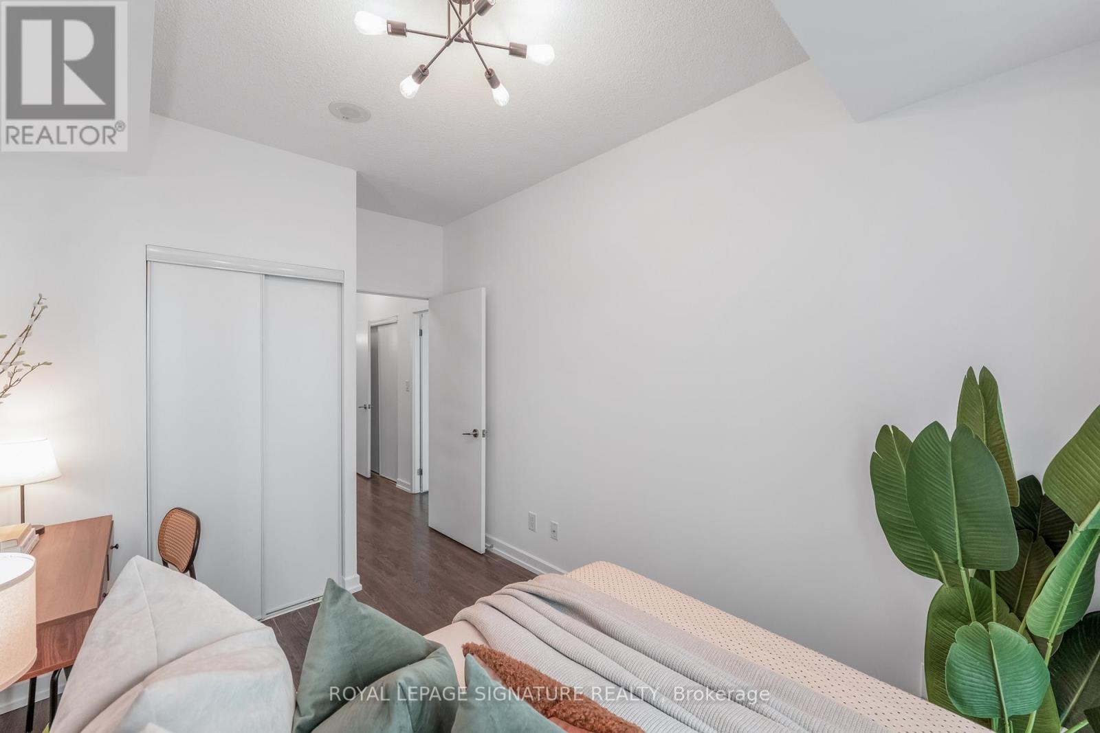 1801 - 18 Harbour Street, Toronto, Ontario  M5J 2Z6 - Photo 21 - C13048384