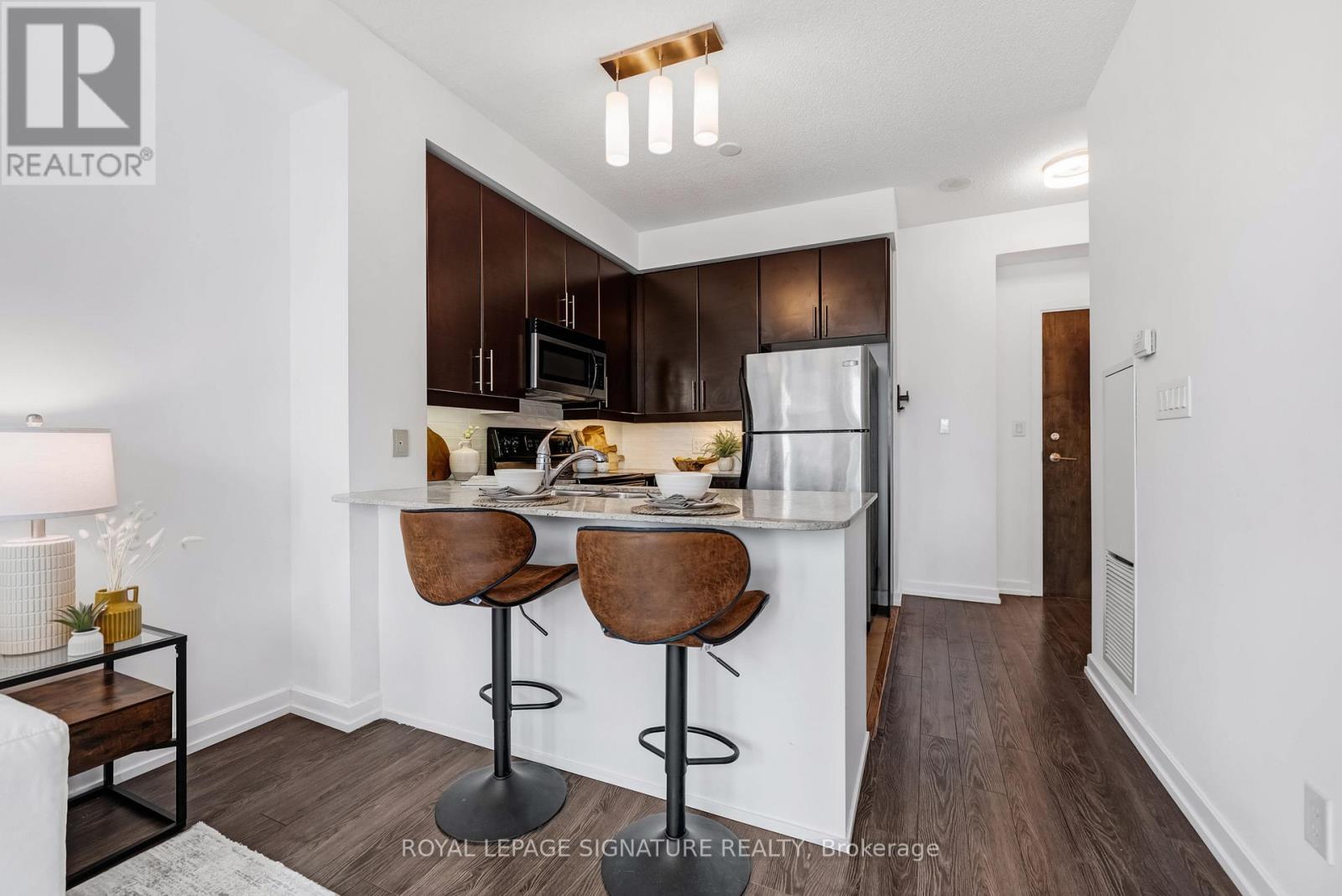 1801 - 18 Harbour Street, Toronto, Ontario  M5J 2Z6 - Photo 8 - C13048384