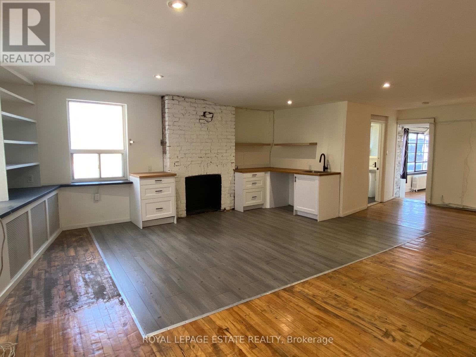 155 RICHMOND STREET E, Toronto, Ontario