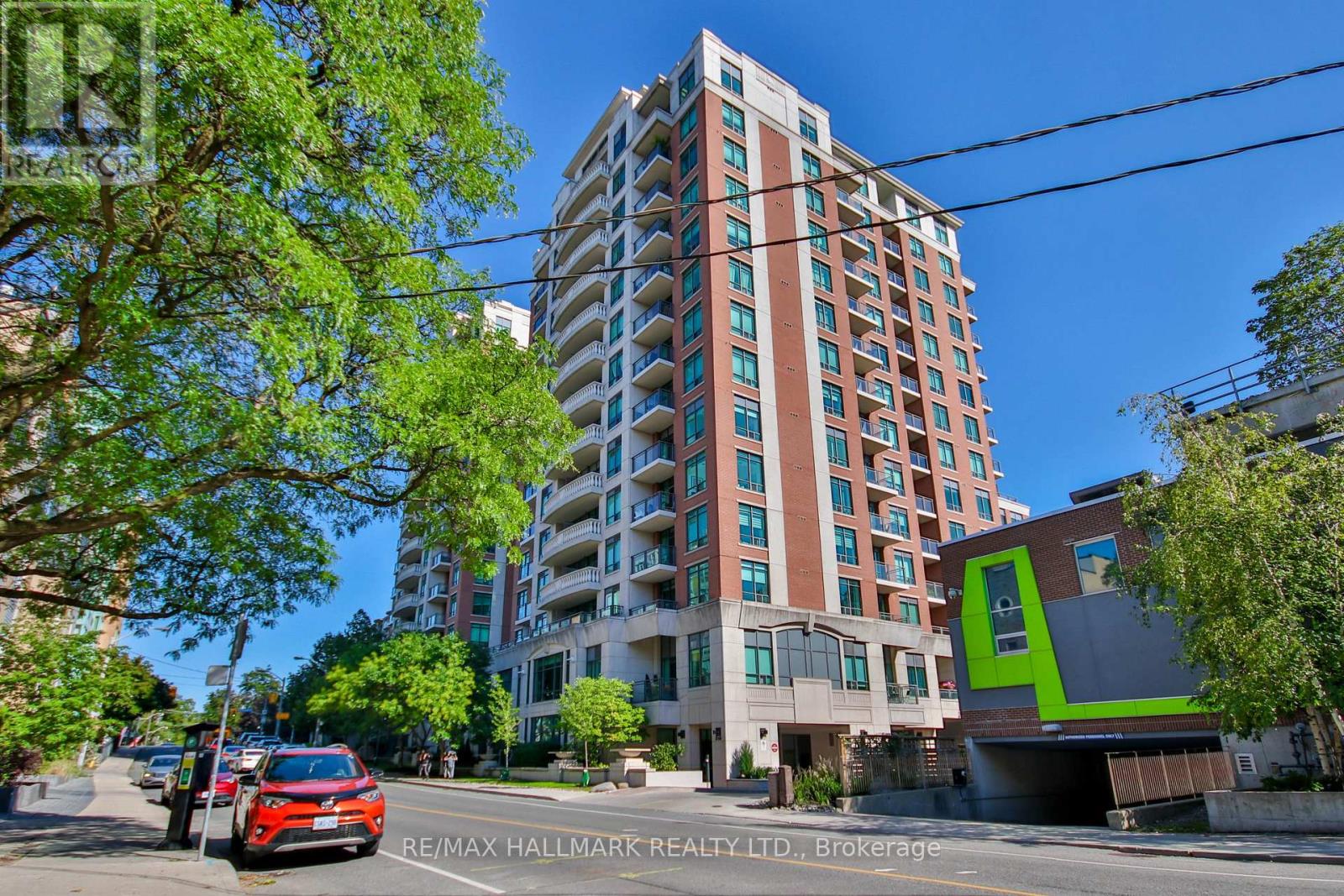 704 - 319 MERTON STREET, Toronto, Ontario