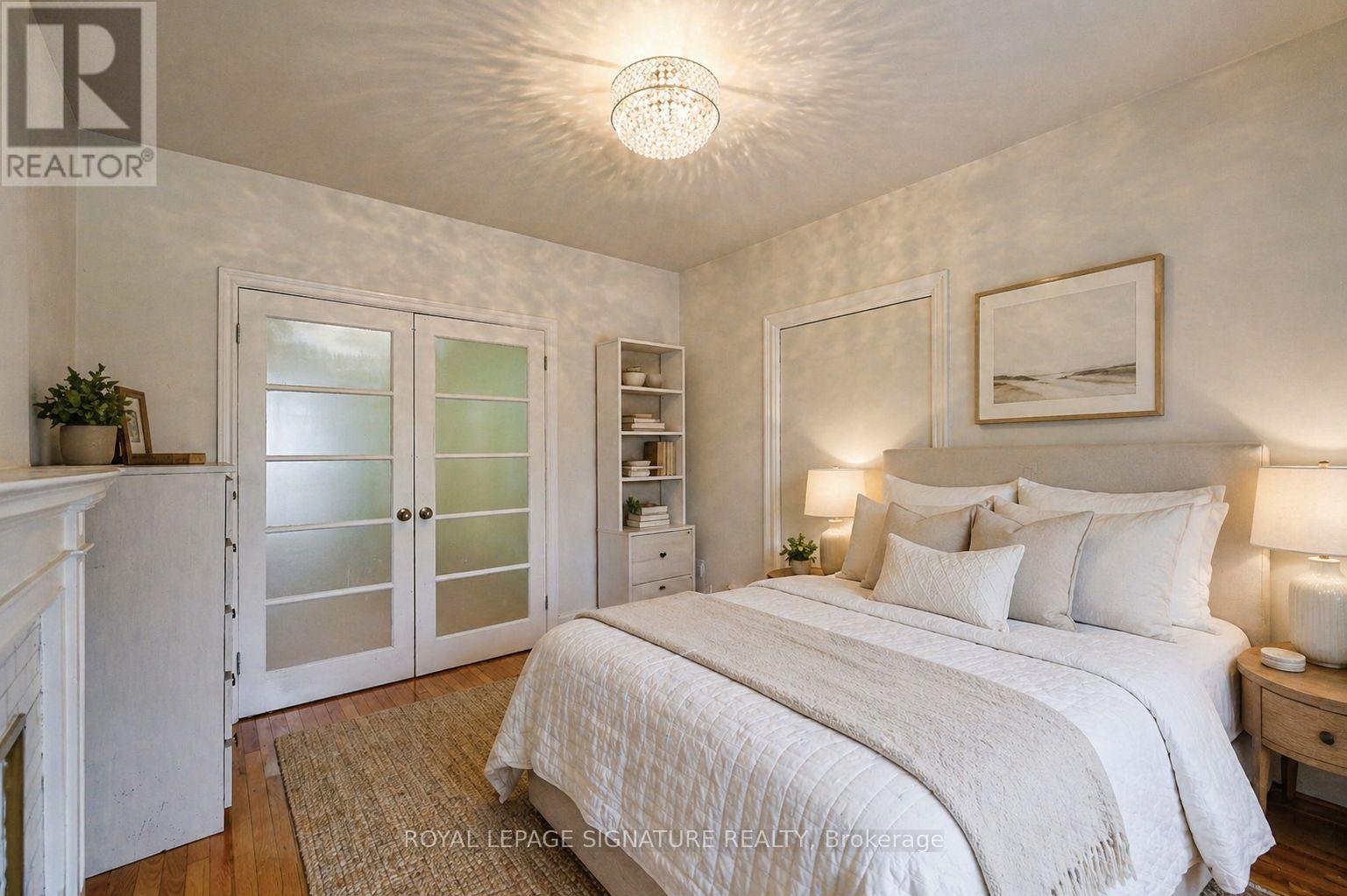 Main - 439 Crawford Street, Toronto, Ontario  M6G 3J7 - Photo 2 - C13048440