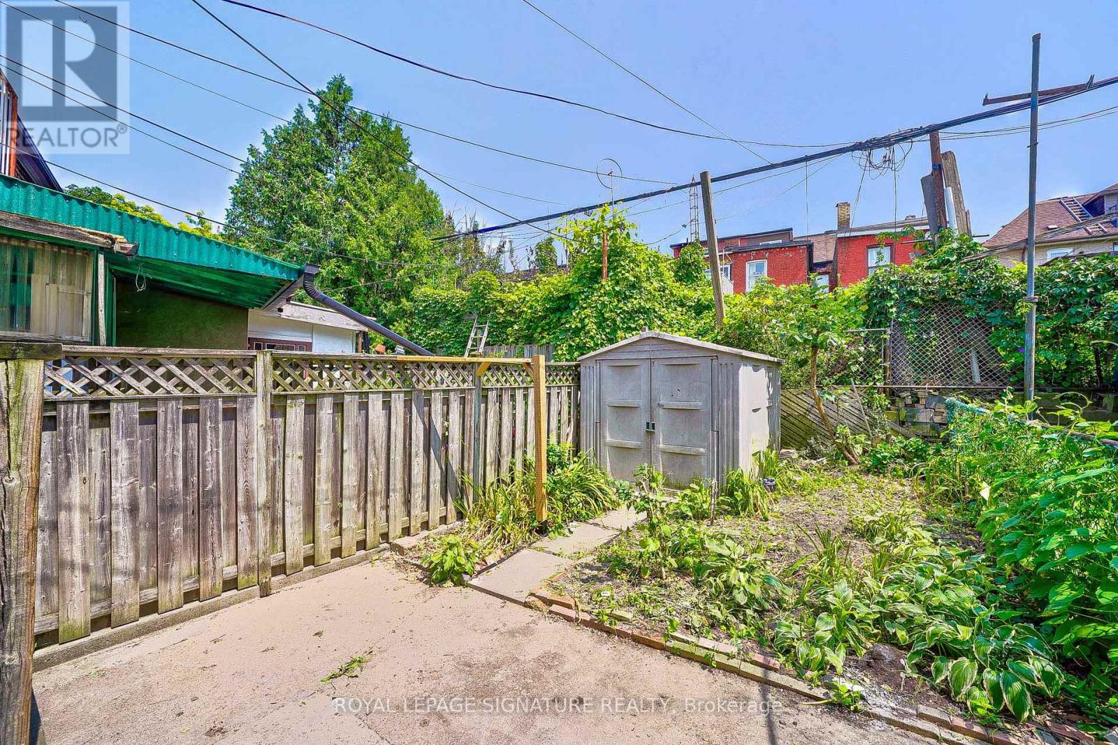 Main - 439 Crawford Street, Toronto, Ontario  M6G 3J7 - Photo 27 - C13048440