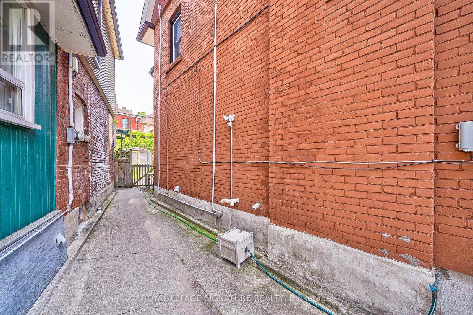 Main - 439 Crawford Street, Toronto, Ontario  M6G 3J7 - Photo 31 - C13048440