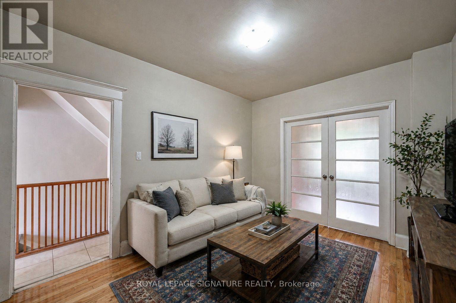 Main - 439 Crawford Street, Toronto, Ontario  M6G 3J7 - Photo 4 - C13048440