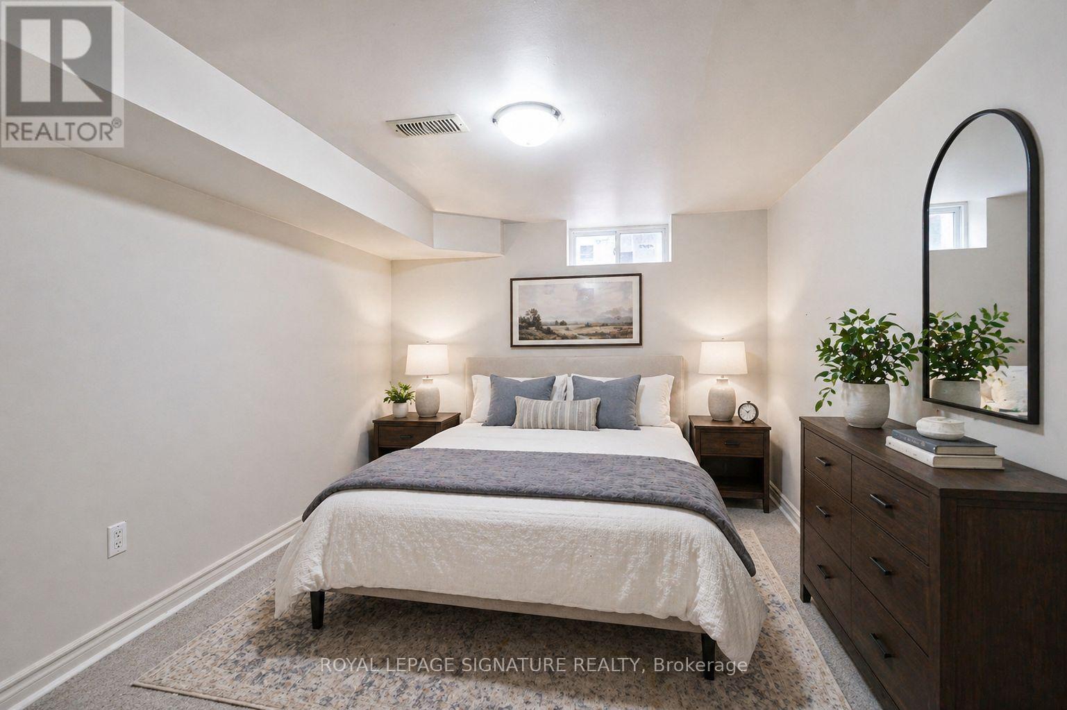 Main - 439 Crawford Street, Toronto, Ontario  M6G 3J7 - Photo 5 - C13048440