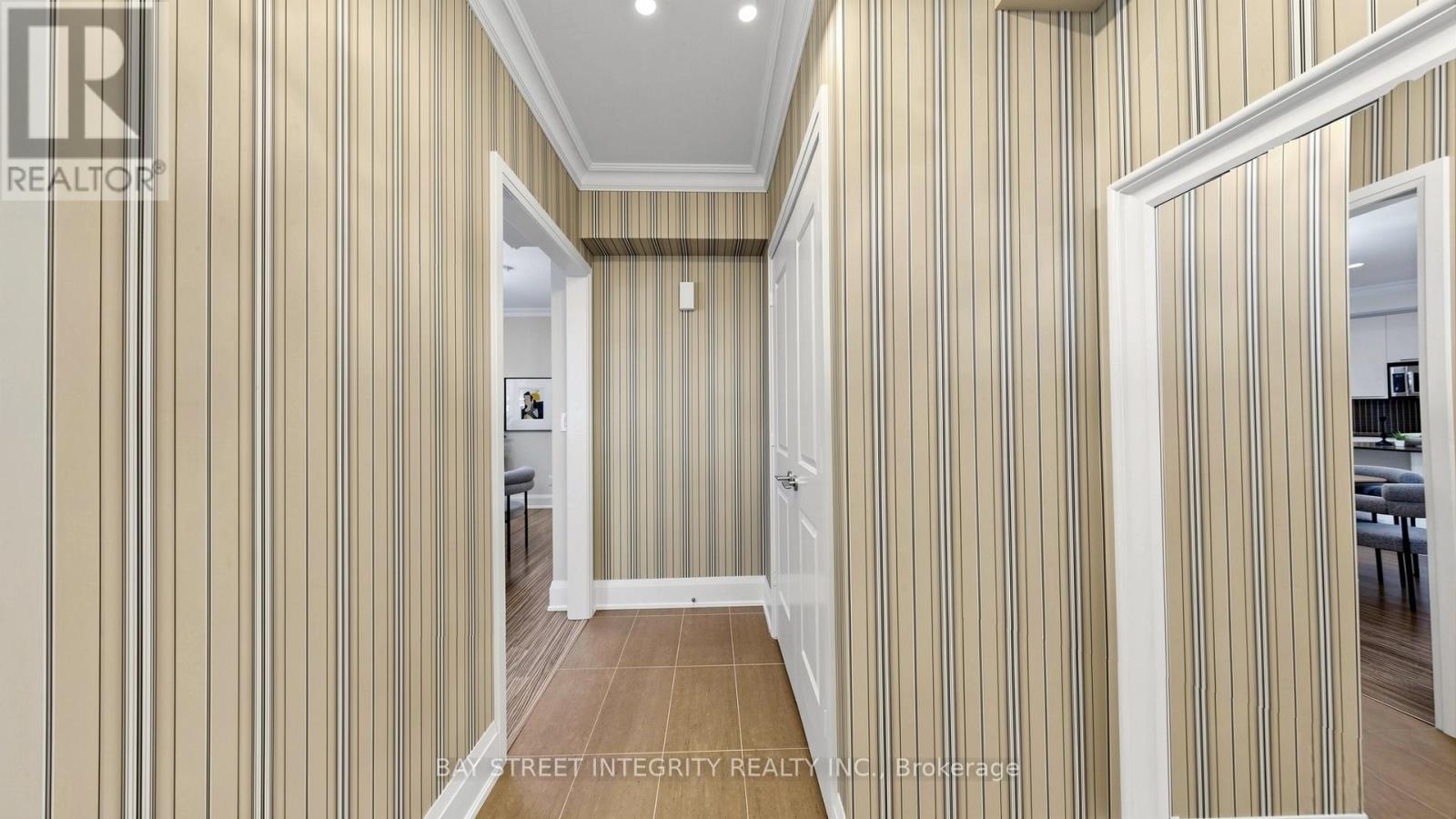 Th36 - 9 Oakburn Crescent, Toronto, Ontario  M2N 2T5 - Photo 17 - C13048460