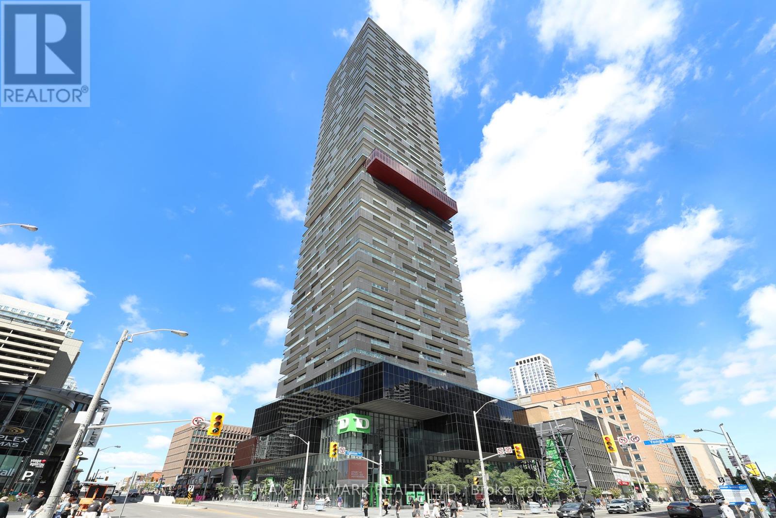 5009 - 8 EGLINTON AVENUE E, Toronto, Ontario