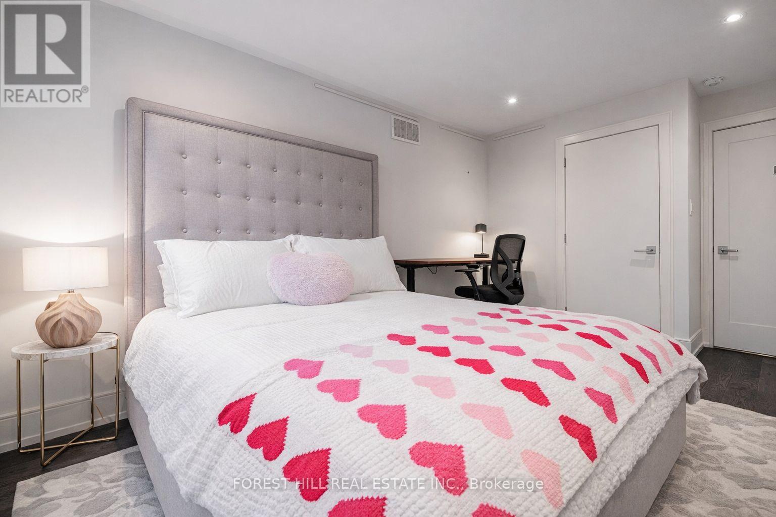 143 Hillsdale Avenue E, Toronto, Ontario  M4S 1T4 - Photo 22 - C13048502