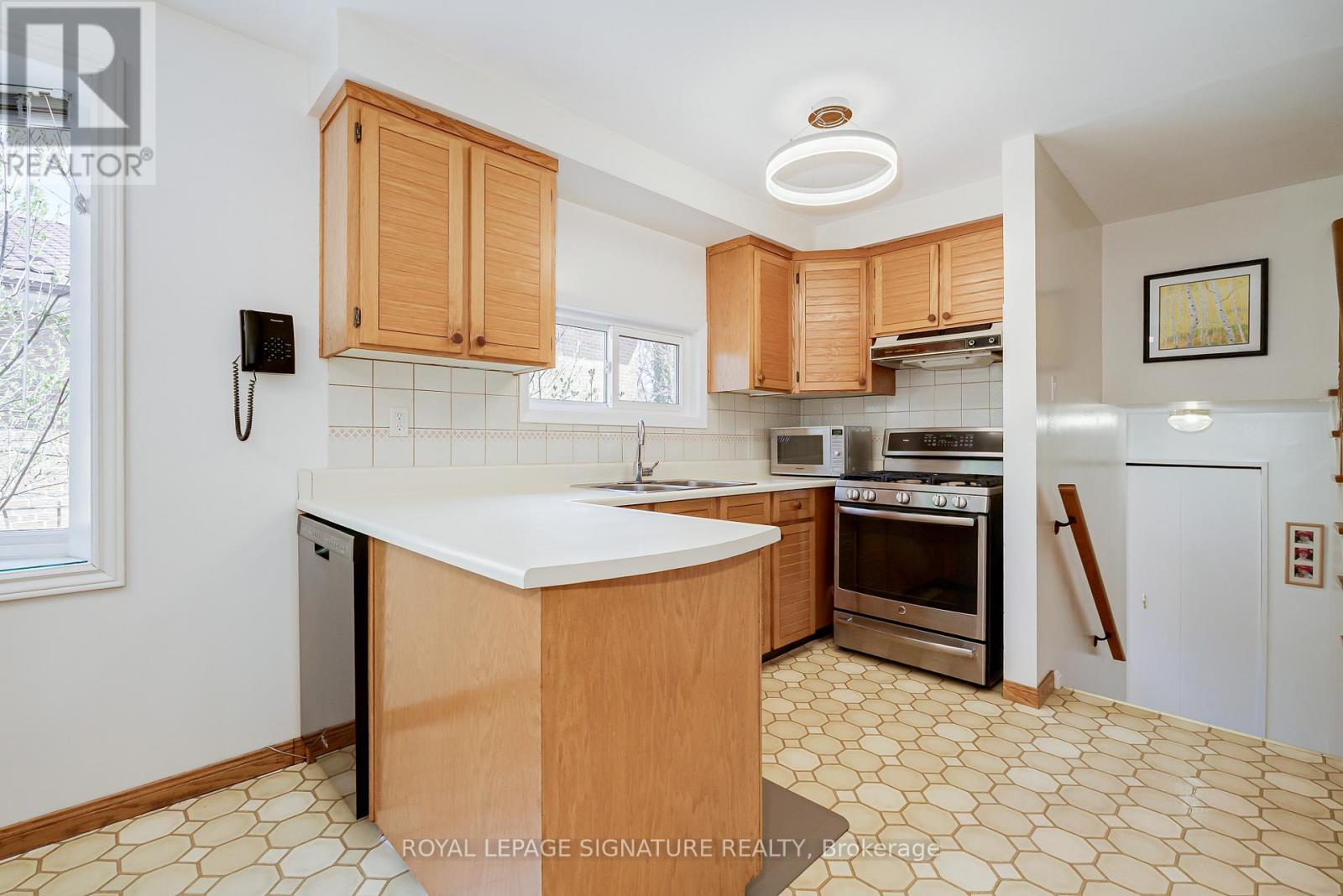 44 Harrington Crescent, Toronto, Ontario  M2M 2Y5 - Photo 12 - C13048554