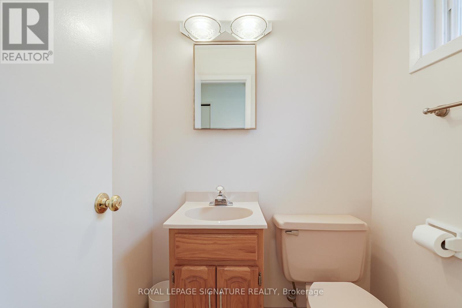 44 Harrington Crescent, Toronto, Ontario  M2M 2Y5 - Photo 27 - C13048554