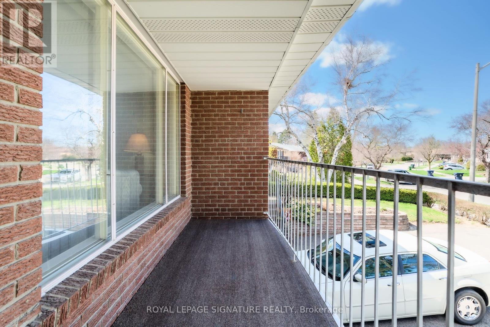 44 Harrington Crescent, Toronto, Ontario  M2M 2Y5 - Photo 4 - C13048554