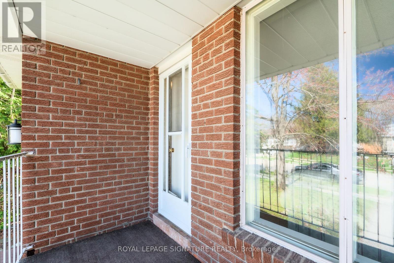 44 Harrington Crescent, Toronto, Ontario  M2M 2Y5 - Photo 5 - C13048554