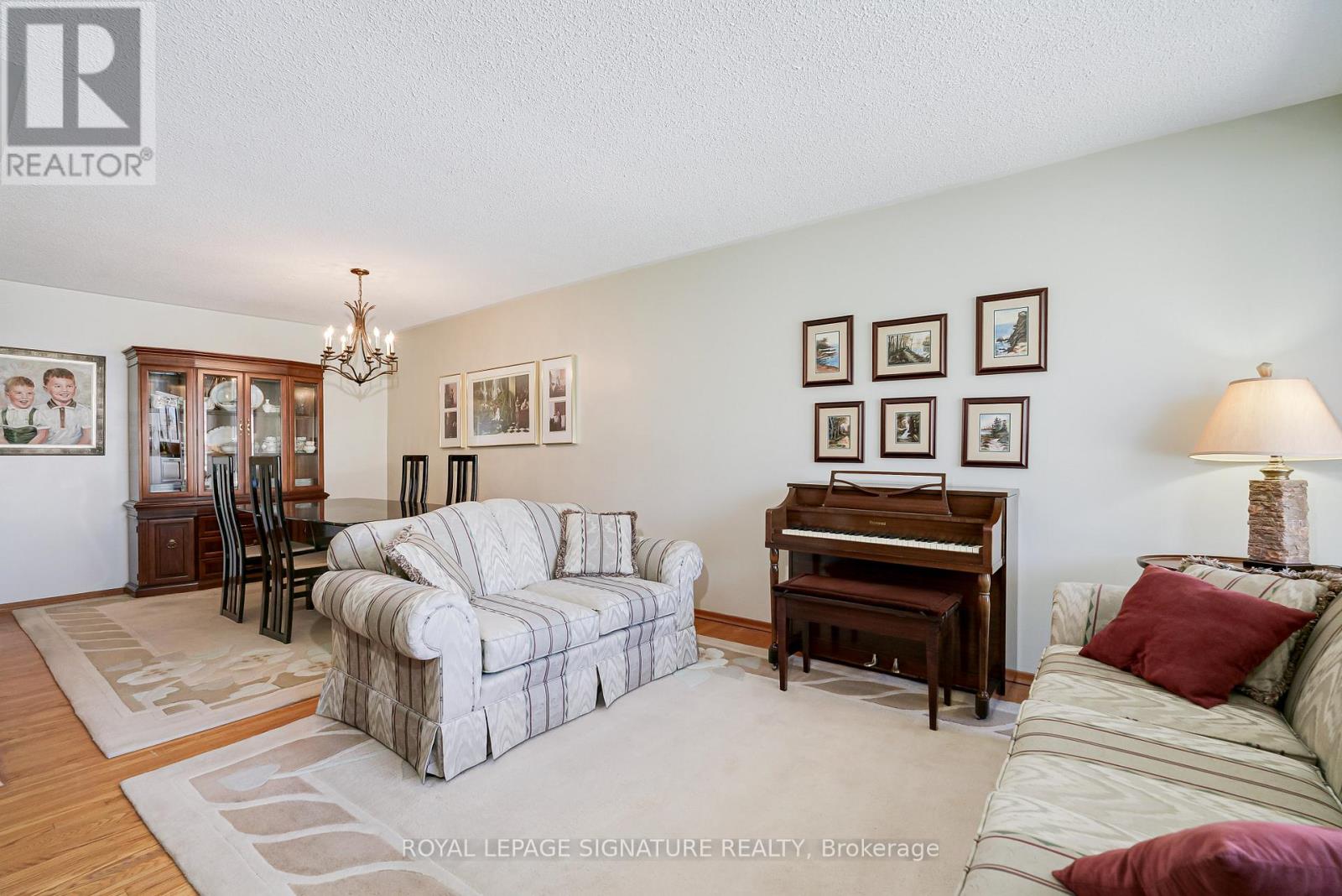 44 Harrington Crescent, Toronto, Ontario  M2M 2Y5 - Photo 6 - C13048554