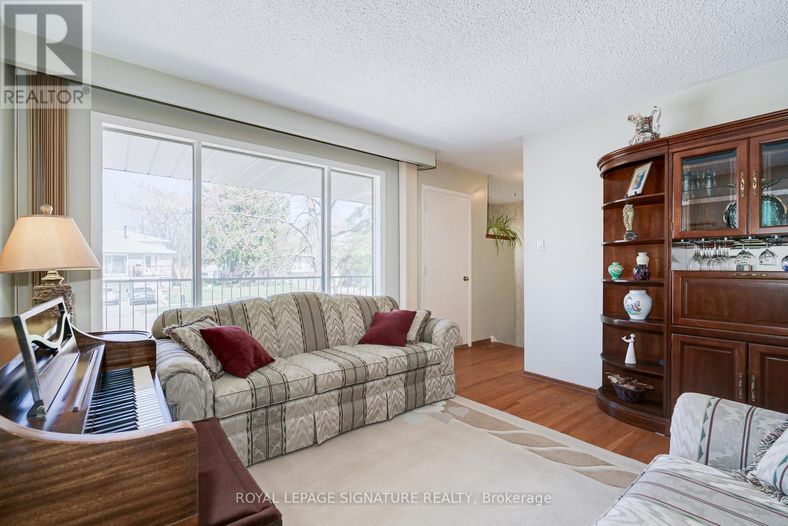 44 Harrington Crescent, Toronto, Ontario  M2M 2Y5 - Photo 9 - C13048554