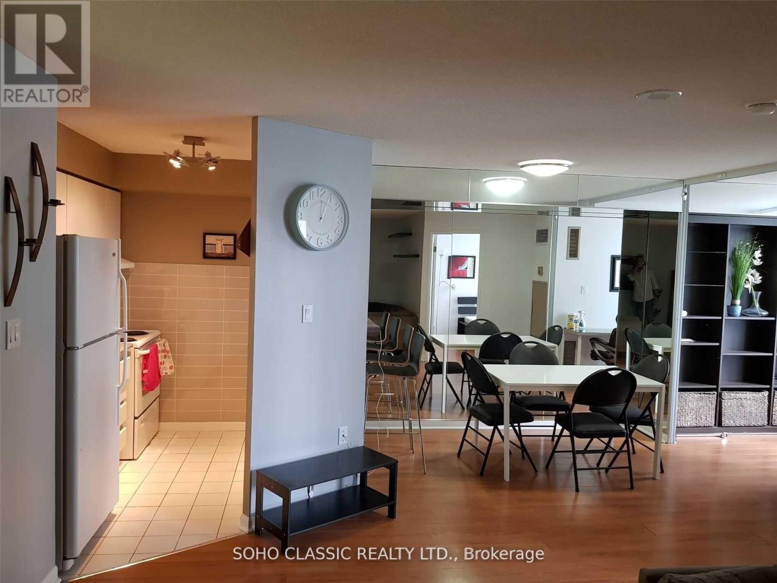 1406 - 24 Wellesley Street W, Toronto, Ontario  M4Y 2X6 - Photo 18 - C13048578