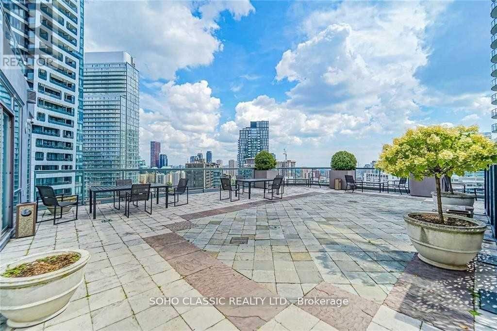 1406 - 24 Wellesley Street W, Toronto, Ontario  M4Y 2X6 - Photo 28 - C13048578