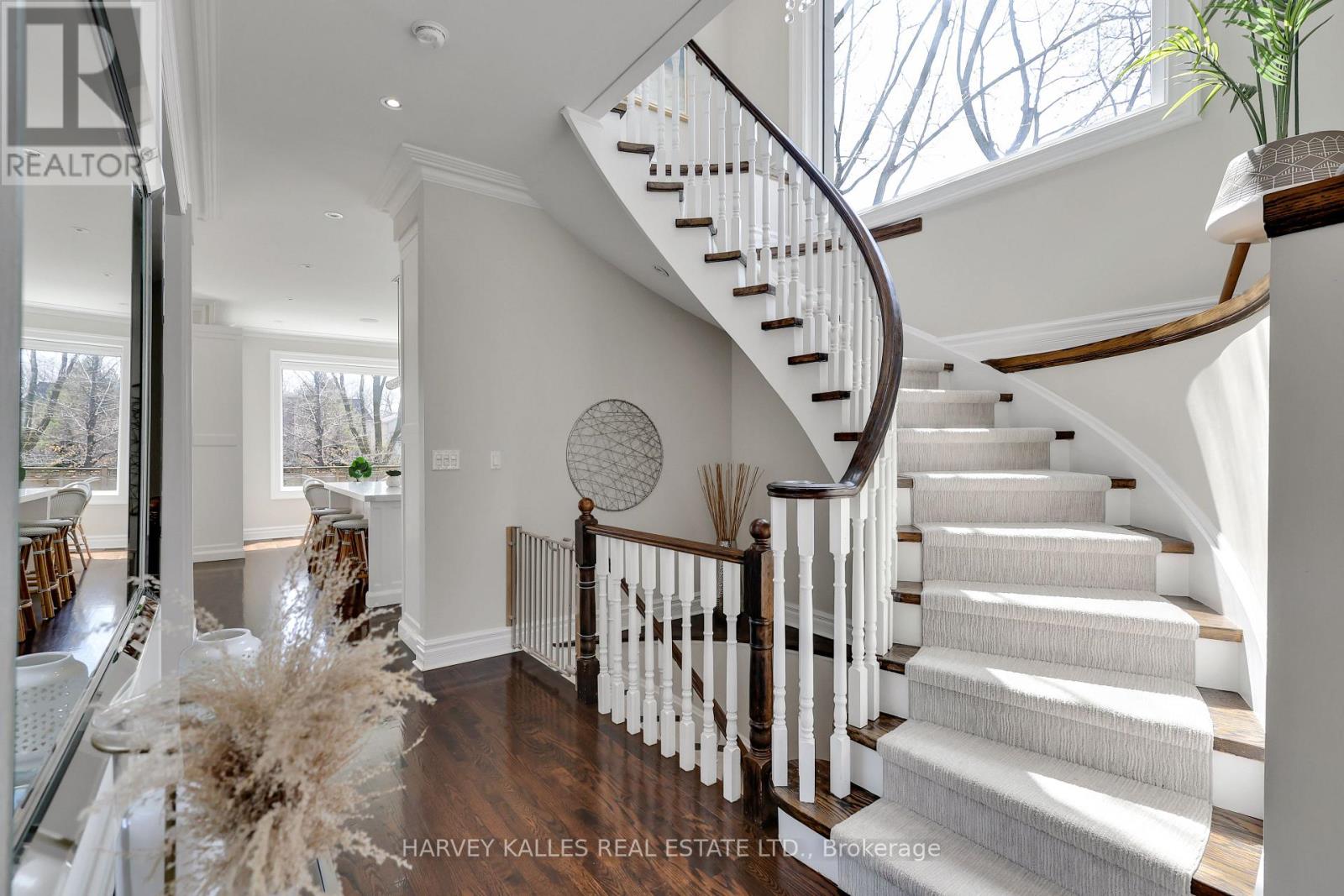 131 Bannockburn Avenue, Toronto, Ontario  M5M 2N2 - Photo 13 - C13048586