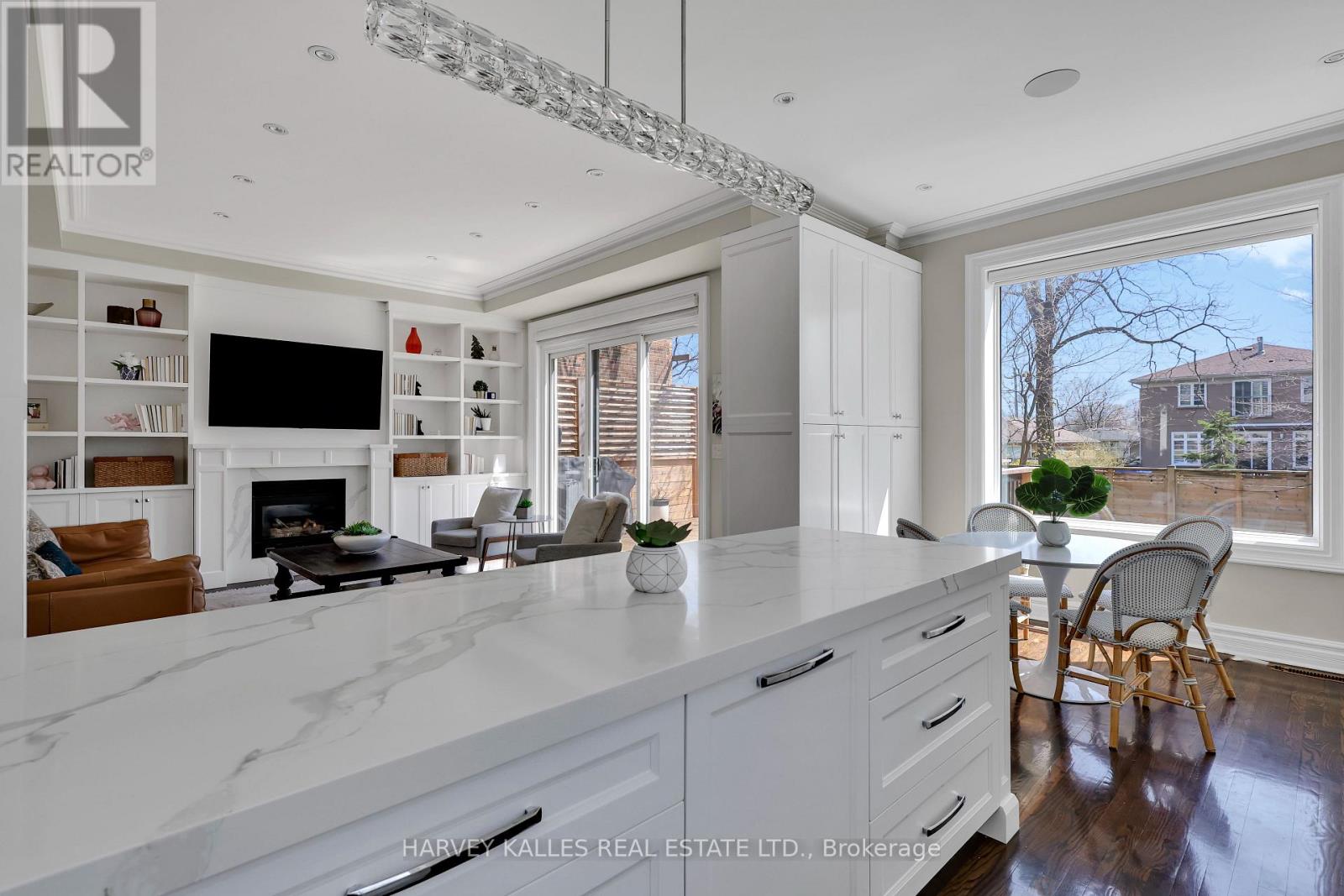 131 Bannockburn Avenue, Toronto, Ontario  M5M 2N2 - Photo 19 - C13048586