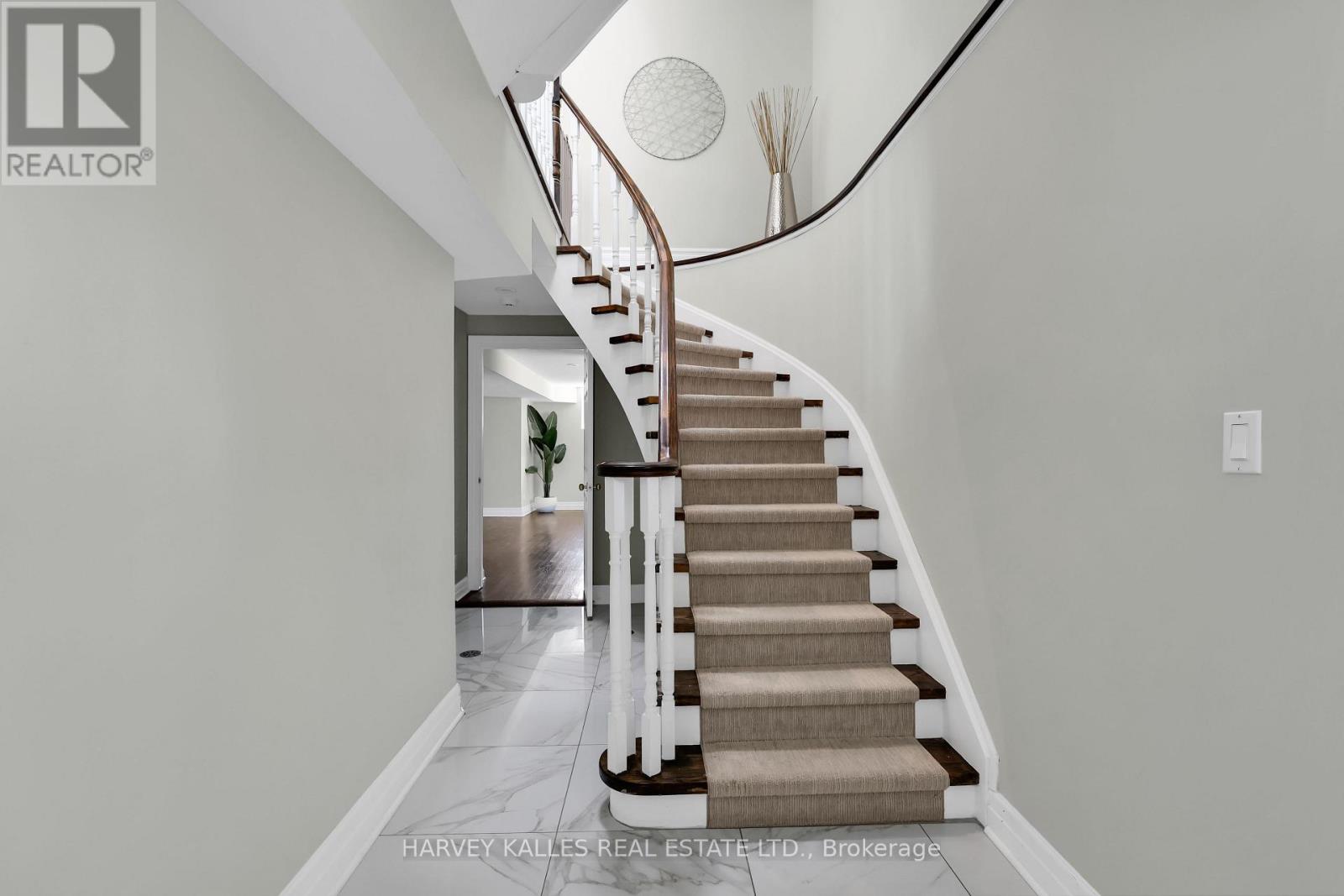 131 Bannockburn Avenue, Toronto, Ontario  M5M 2N2 - Photo 43 - C13048586