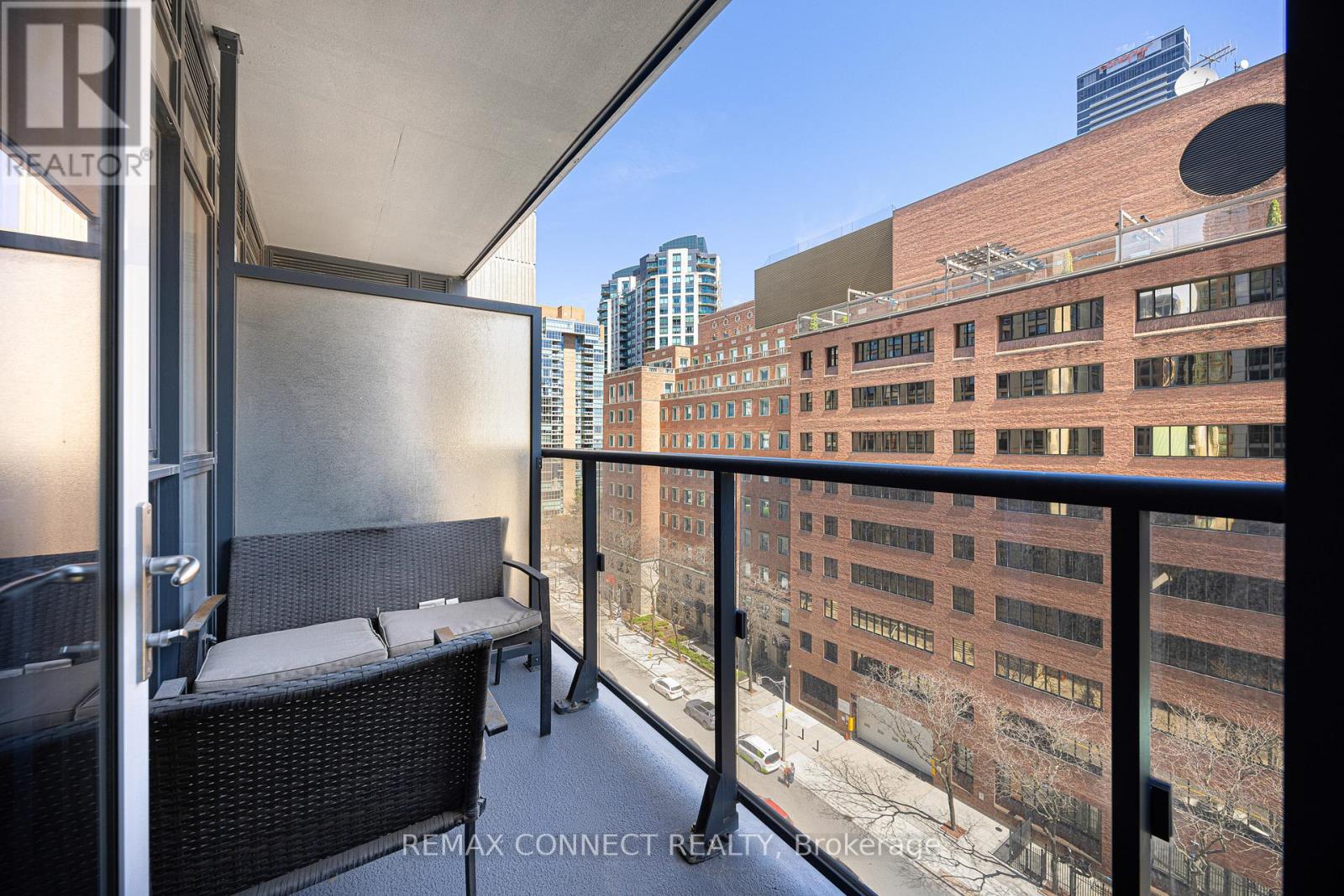 1012 - 28 Ted Rogers Way, Toronto, Ontario  M4Y 2J4 - Photo 21 - C13048596