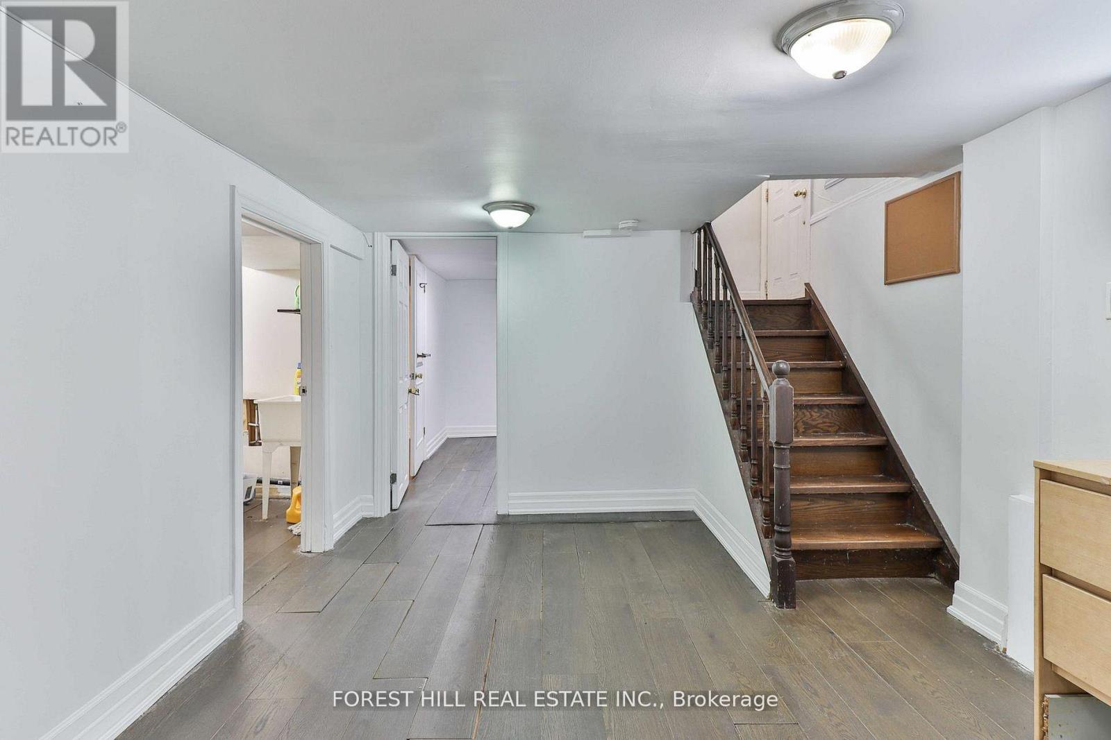 2ND FLOOR - 262 POYNTZ AVENUE Toronto (Lansing-Westgate), ON M2N 1J7