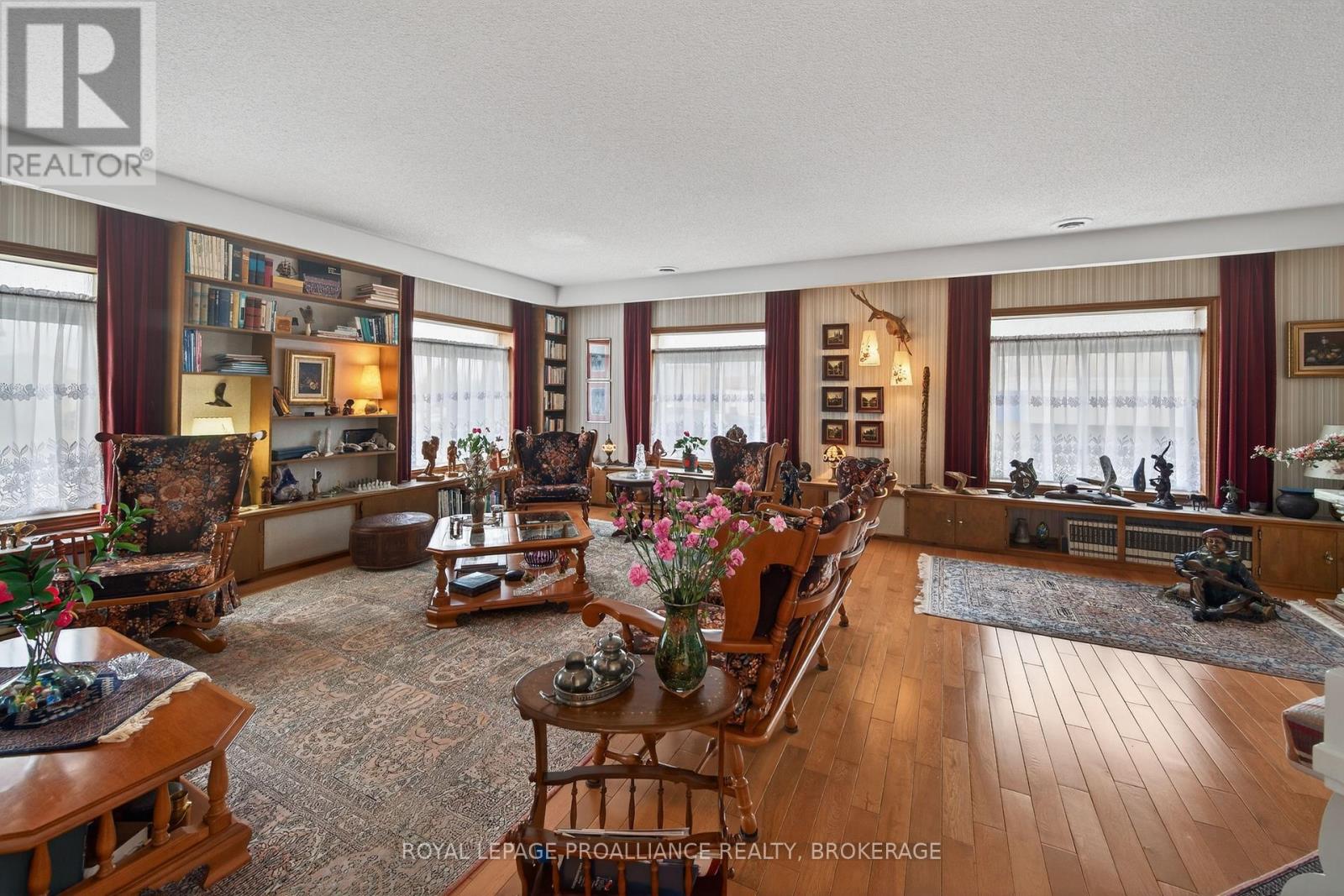 99 King Street E, Gananoque, Ontario  K7G 1E8 - Photo 10 - X13048346