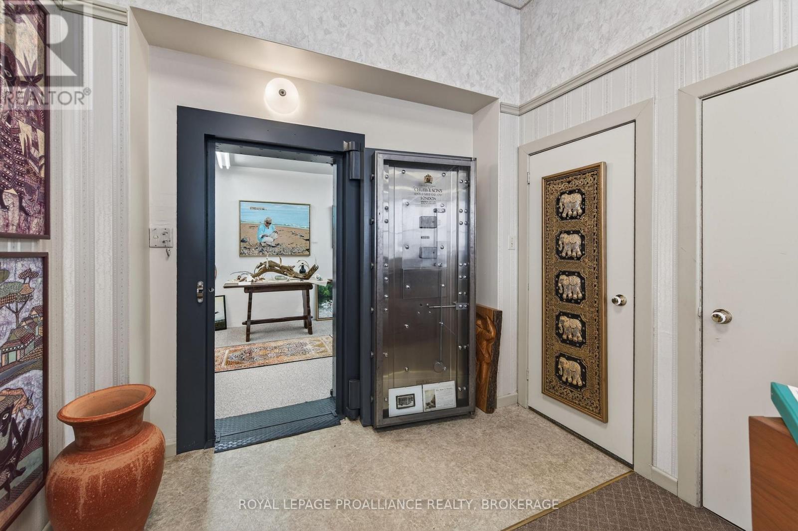 99 King Street E, Gananoque, Ontario  K7G 1E8 - Photo 40 - X13048346