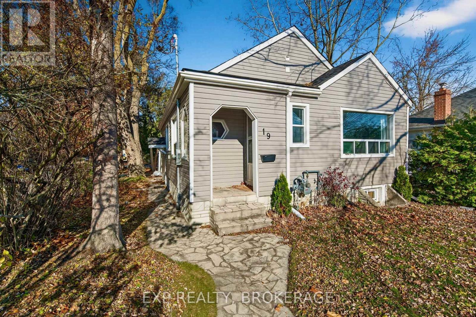 19 SCOTT STREET, Kingston, Ontario