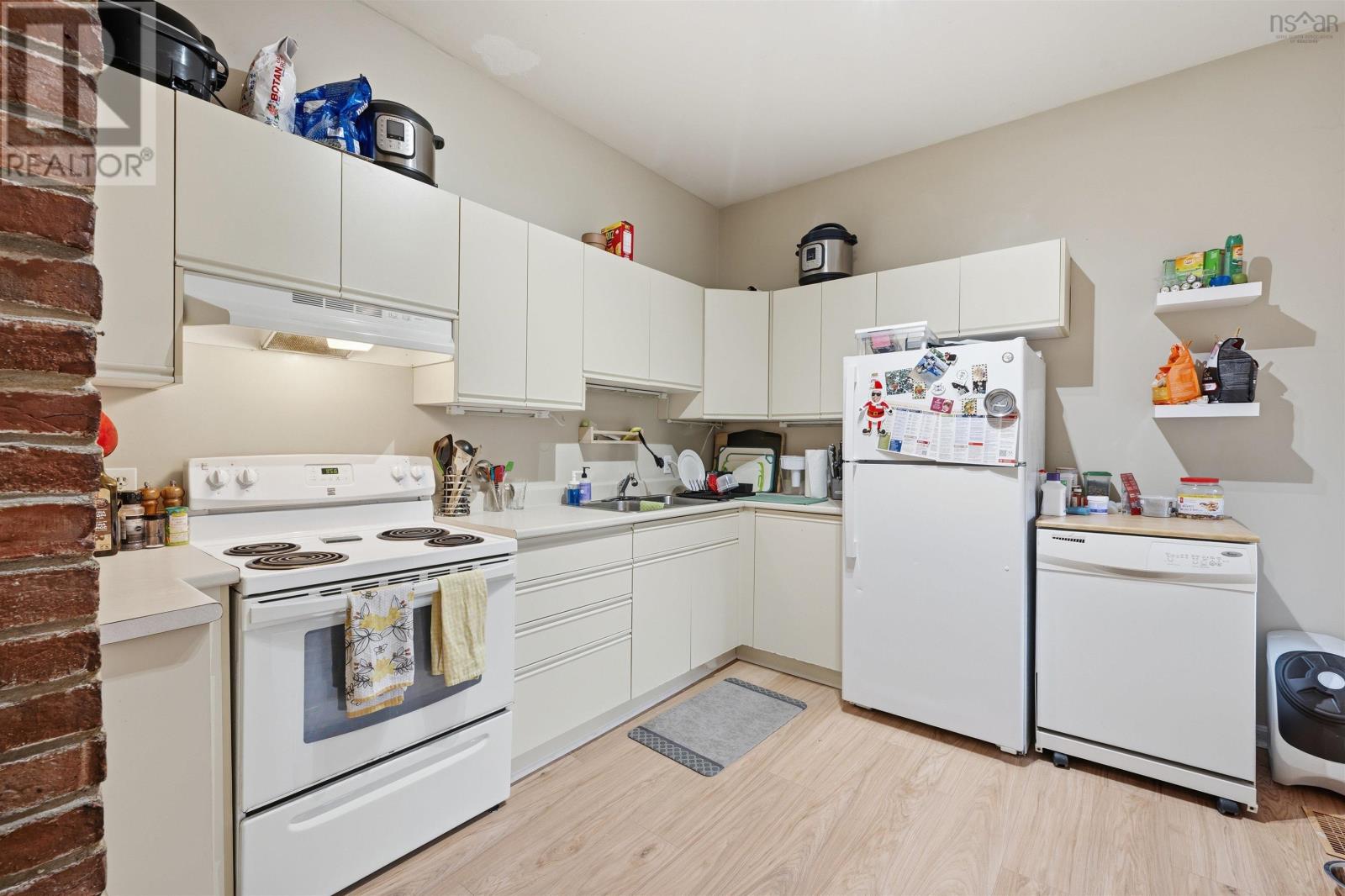 6141/6143 Duncan Street, Halifax, Nova Scotia  B3L 1K1 - Photo 9 - 202608058