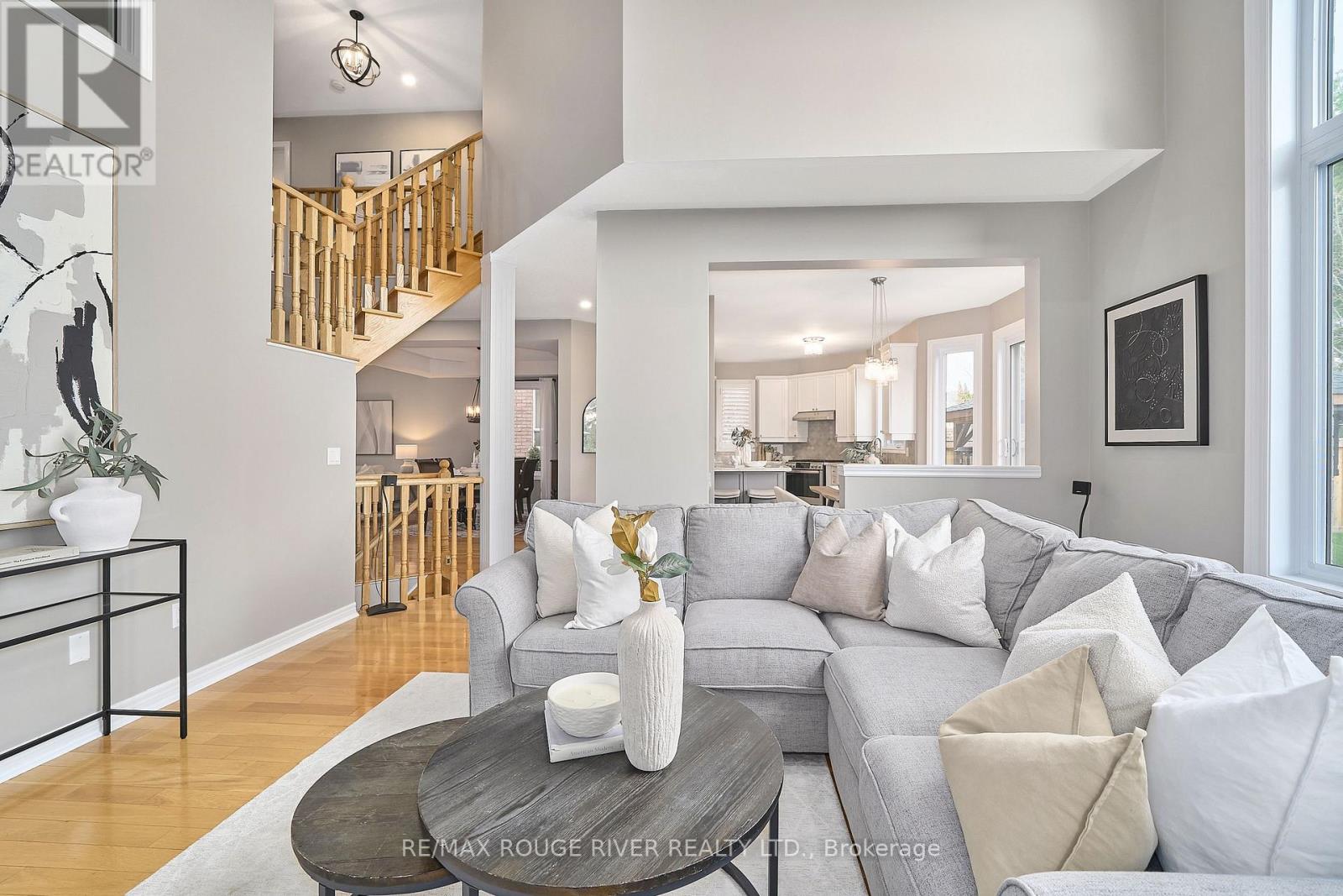 51 Vineyard Avenue, Whitby, Ontario  L1P 1X9 - Photo 18 - E13048482