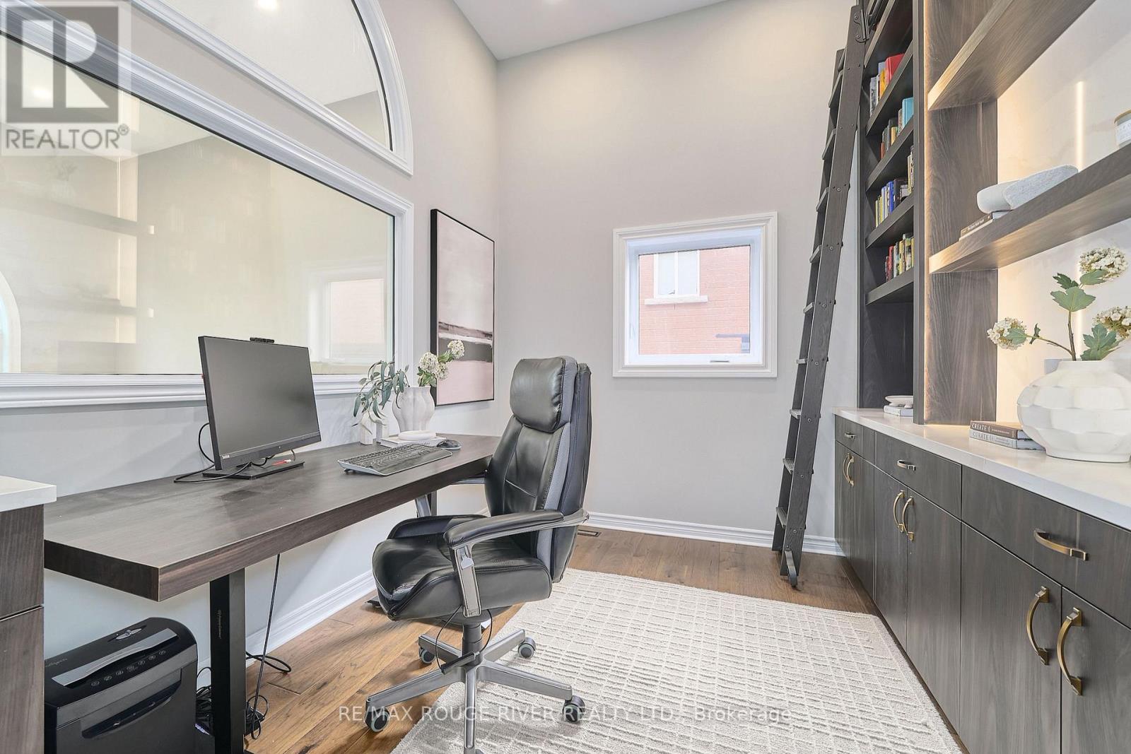 51 Vineyard Avenue, Whitby, Ontario  L1P 1X9 - Photo 21 - E13048482